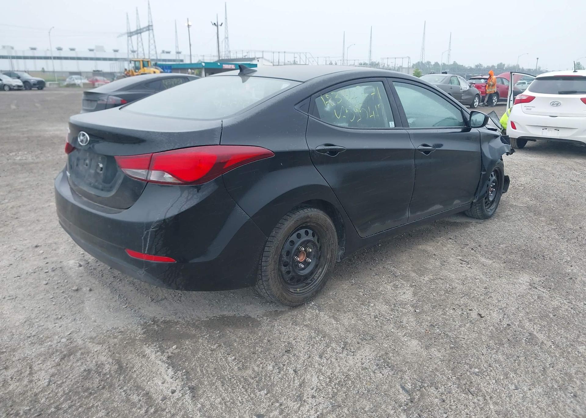 2015 HYUNDAI ELANTRA