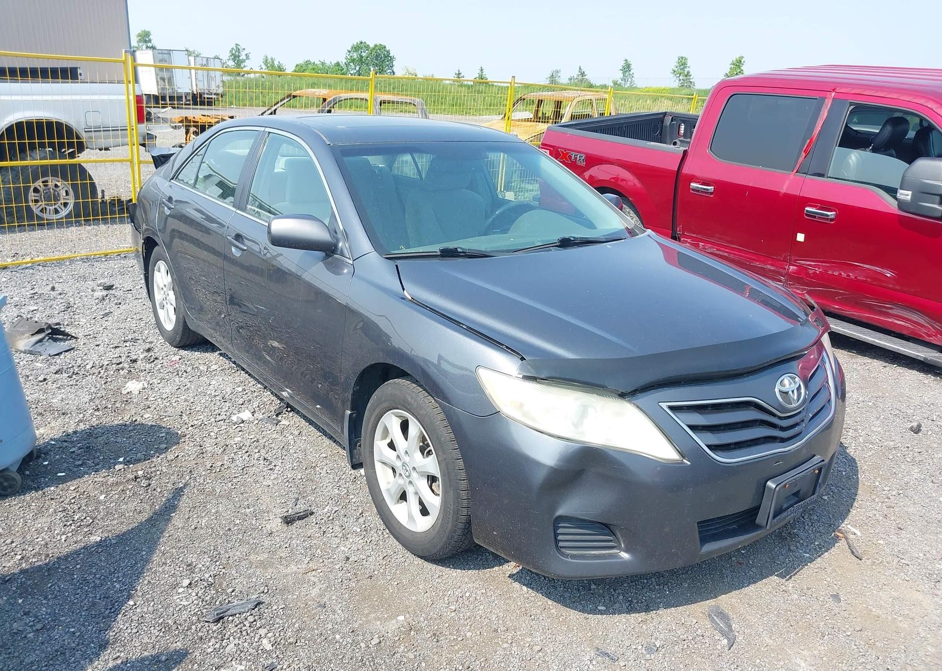 2010 TOYOTA CAMRY LE