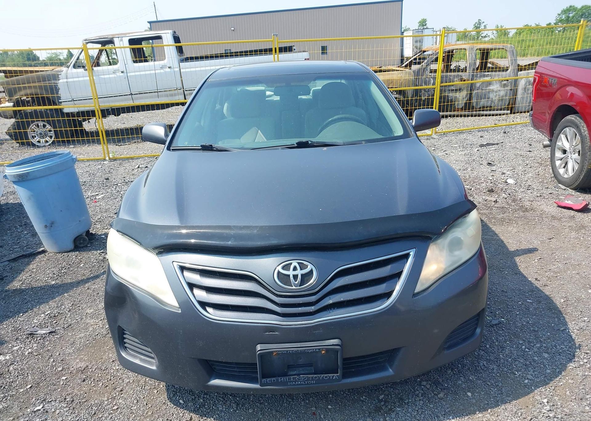 2010 TOYOTA CAMRY LE