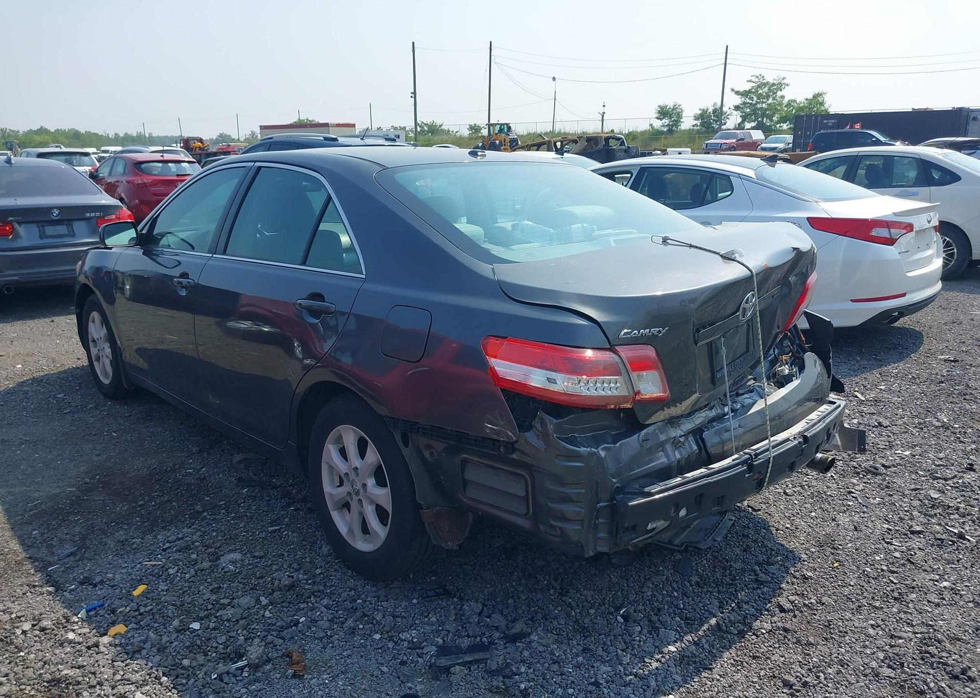 2010 TOYOTA CAMRY LE