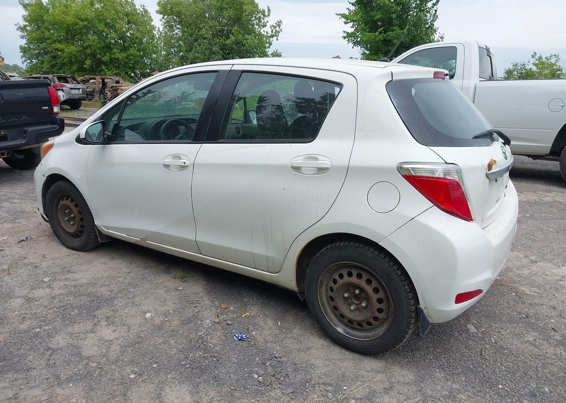 2014 TOYOTA YARIS