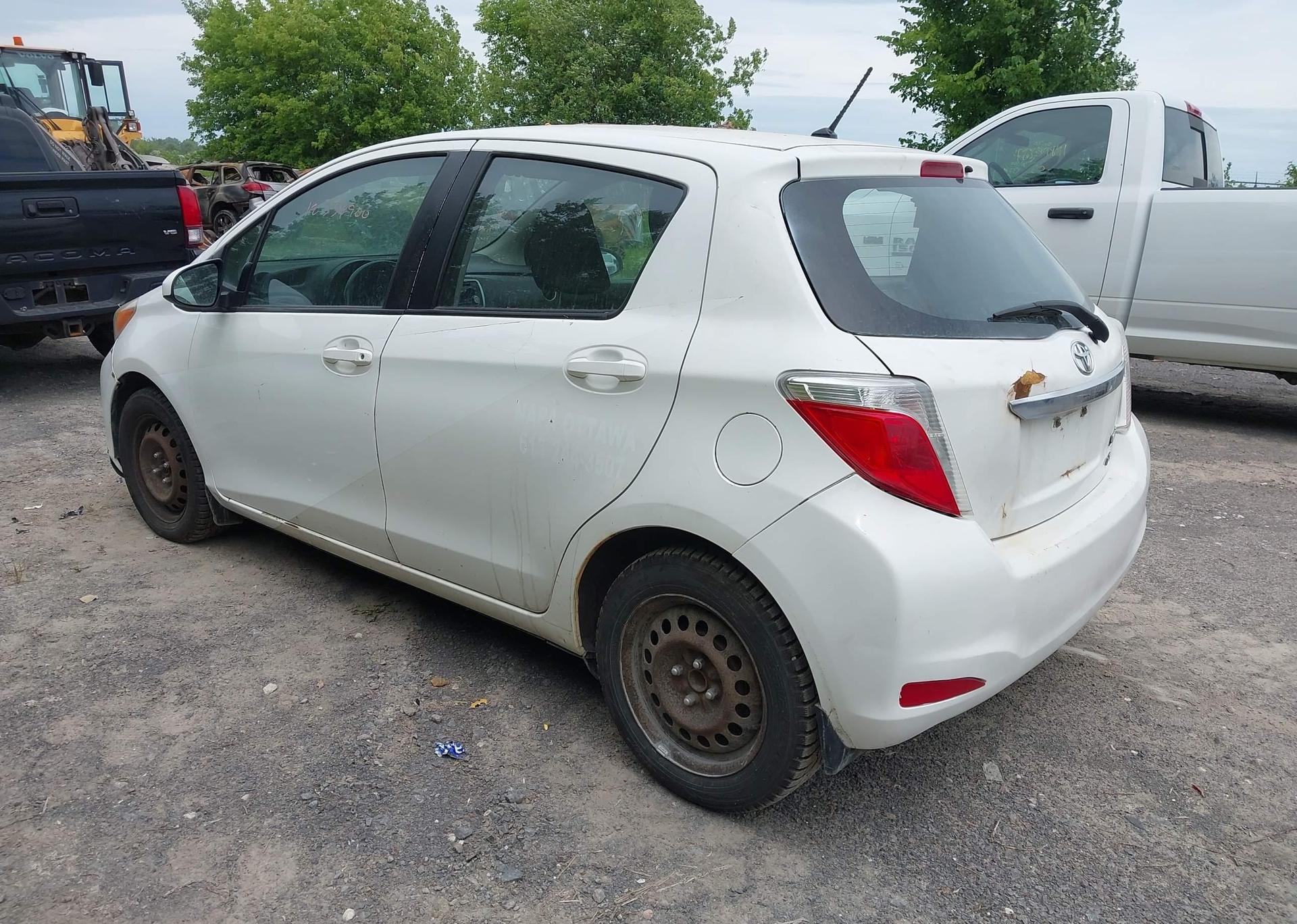 2014 TOYOTA YARIS