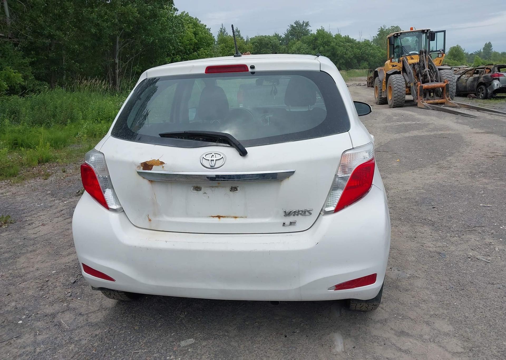 2014 TOYOTA YARIS