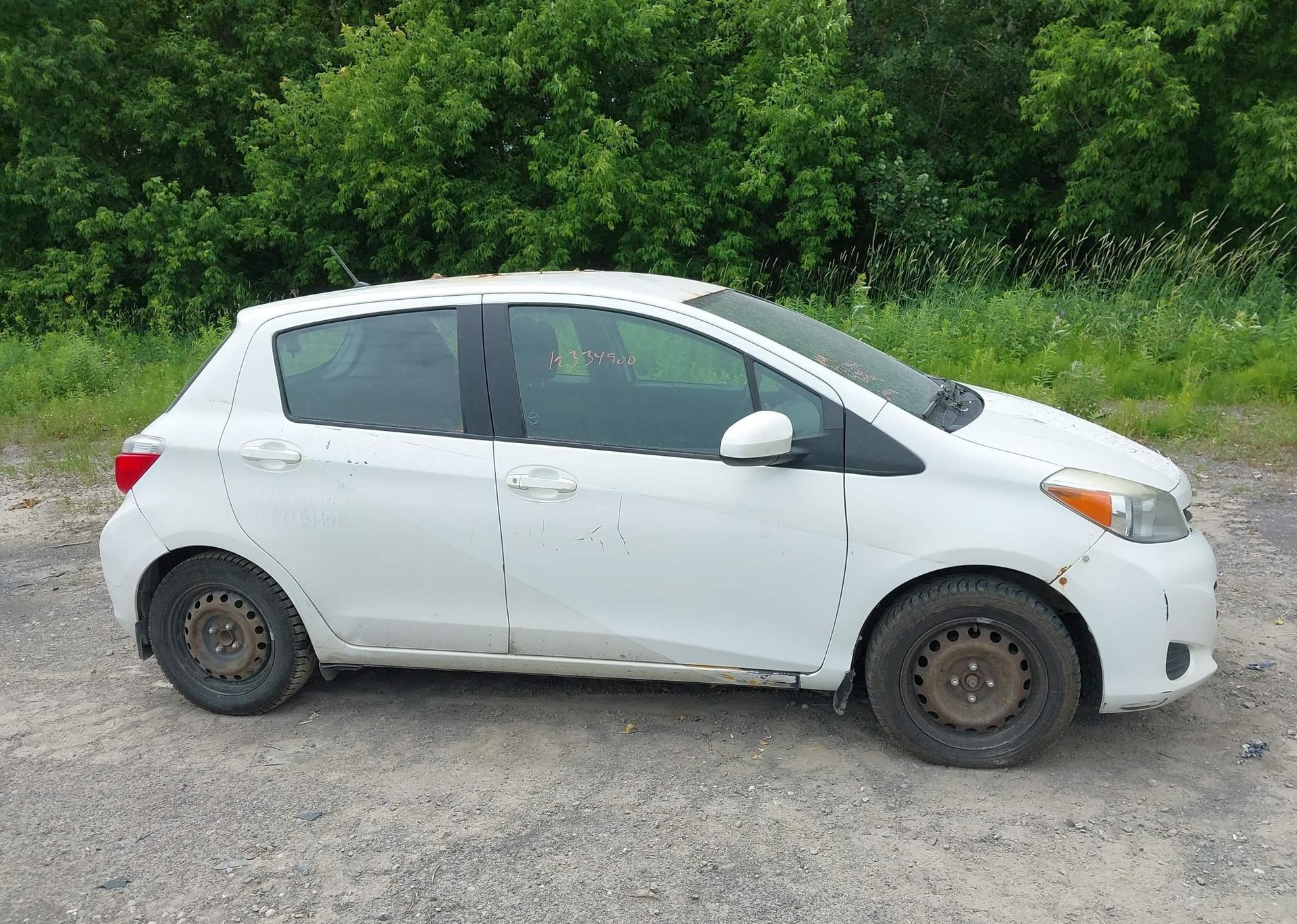 2014 TOYOTA YARIS