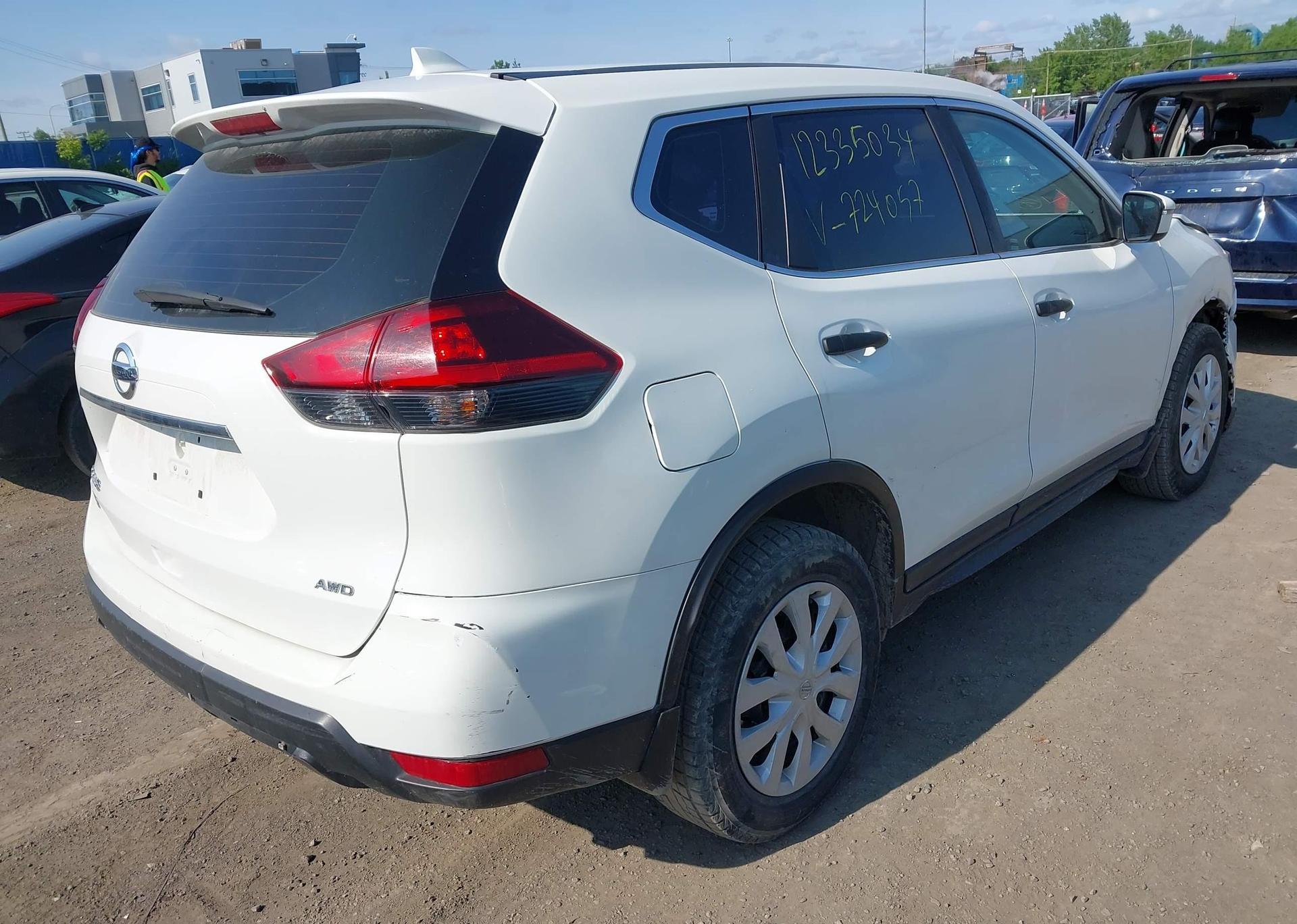 2018 NISSAN ROGUE