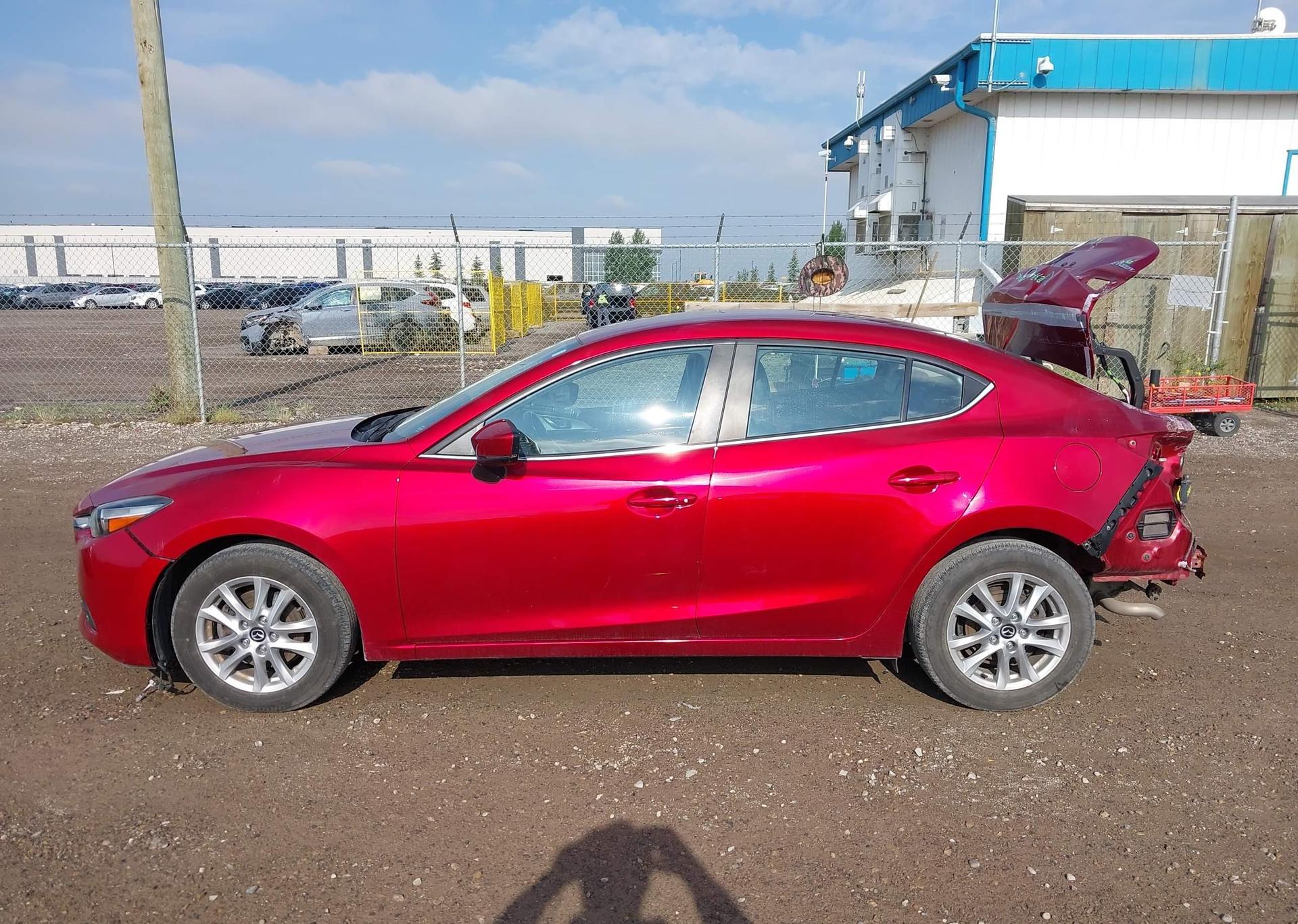 2018 MAZDA 3 TOURING