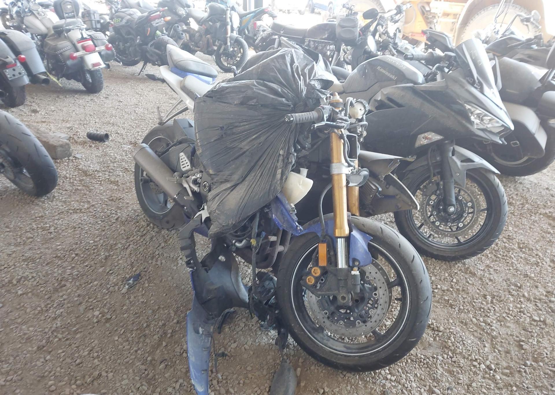 2011 YAMAHA YZFR6