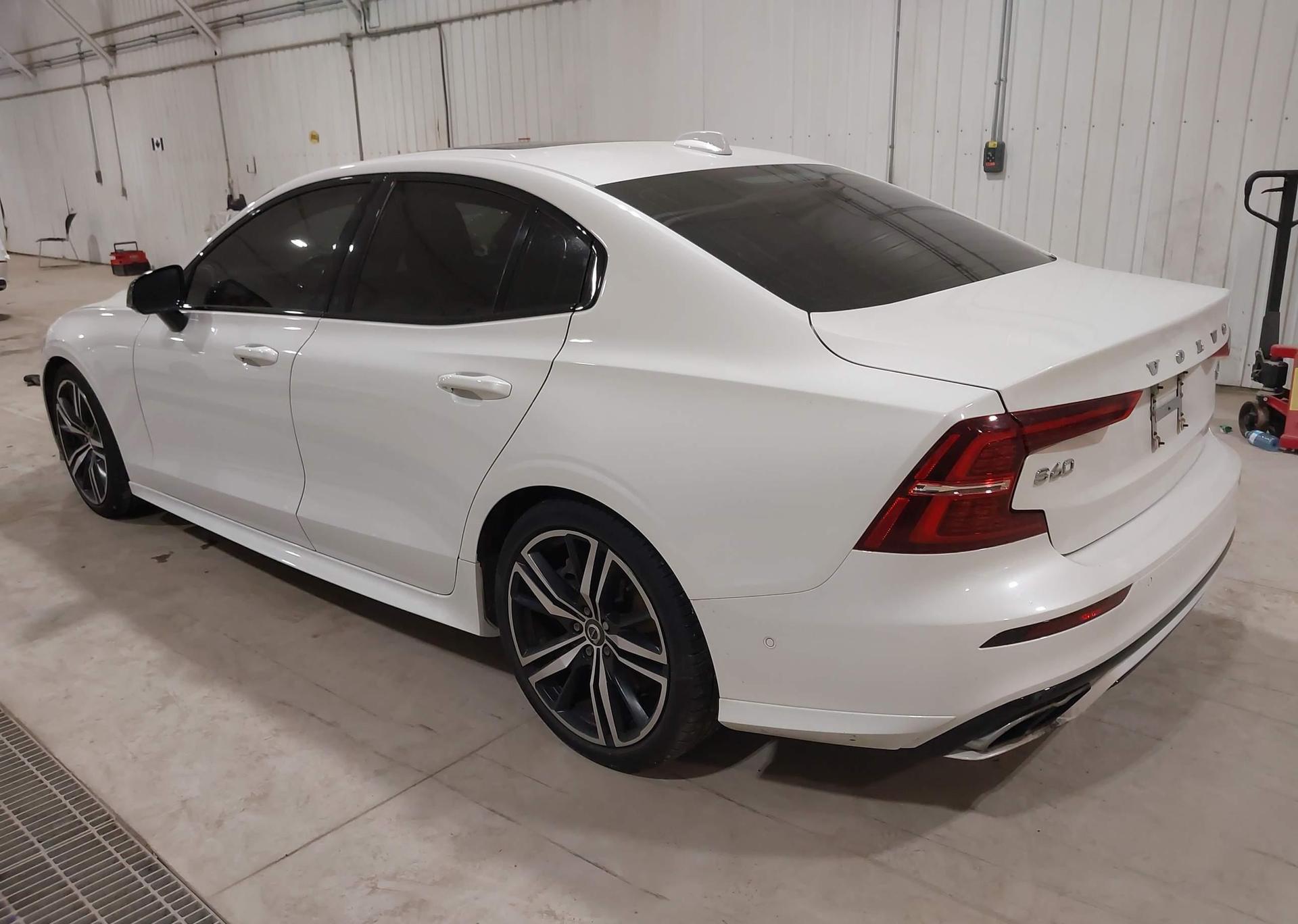 2020 VOLVO S60 T6 R-DESIGN