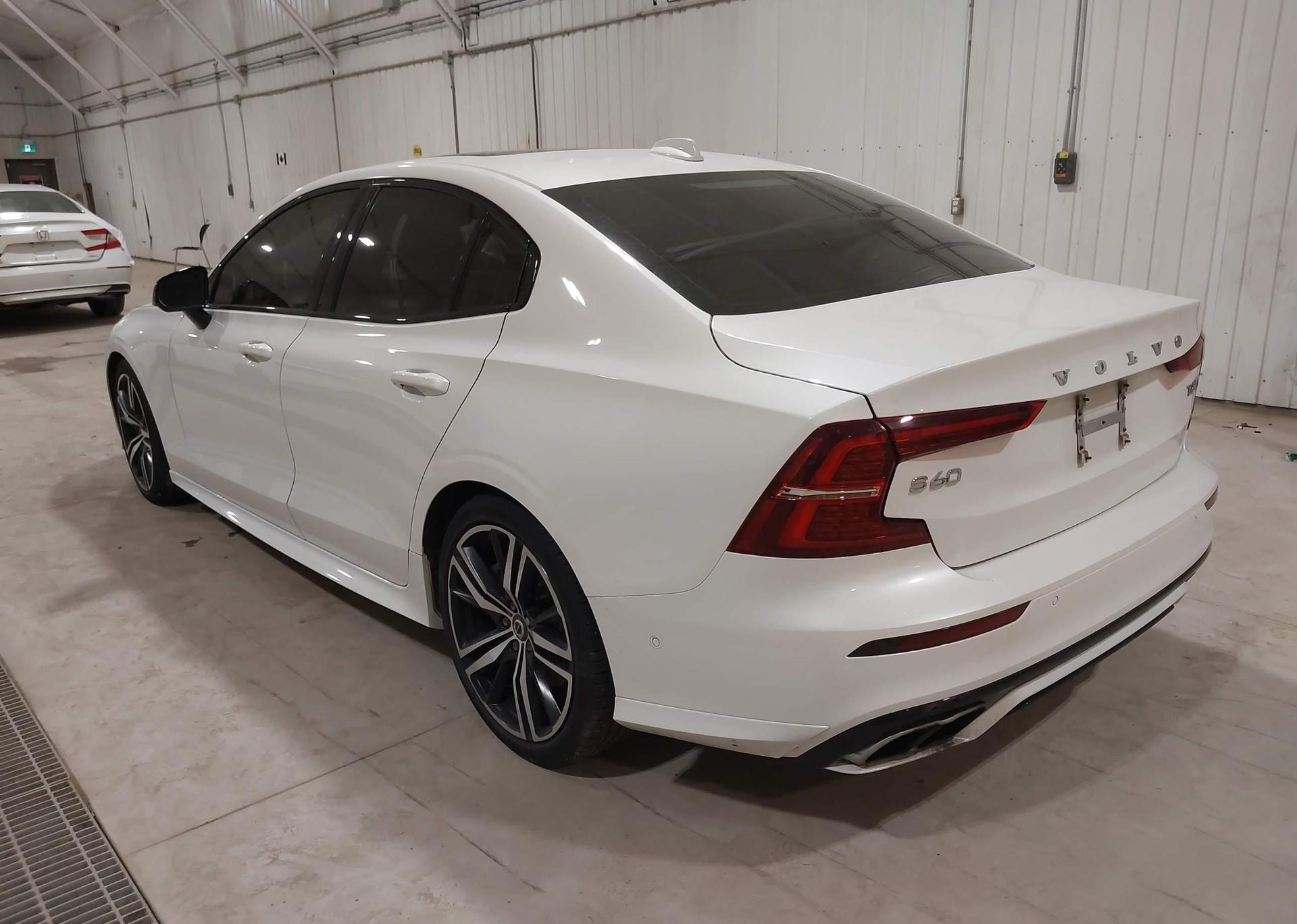 2020 VOLVO S60 T6 R-DESIGN