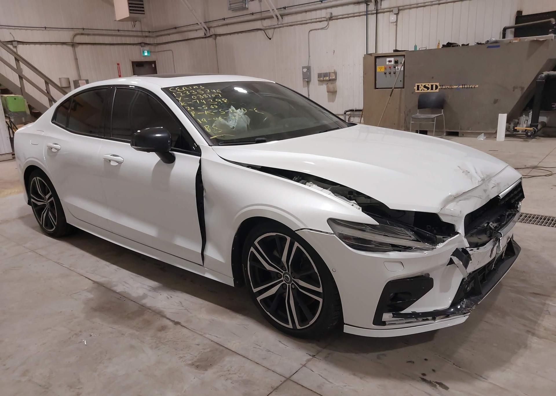 2020 VOLVO S60 T6 R-DESIGN