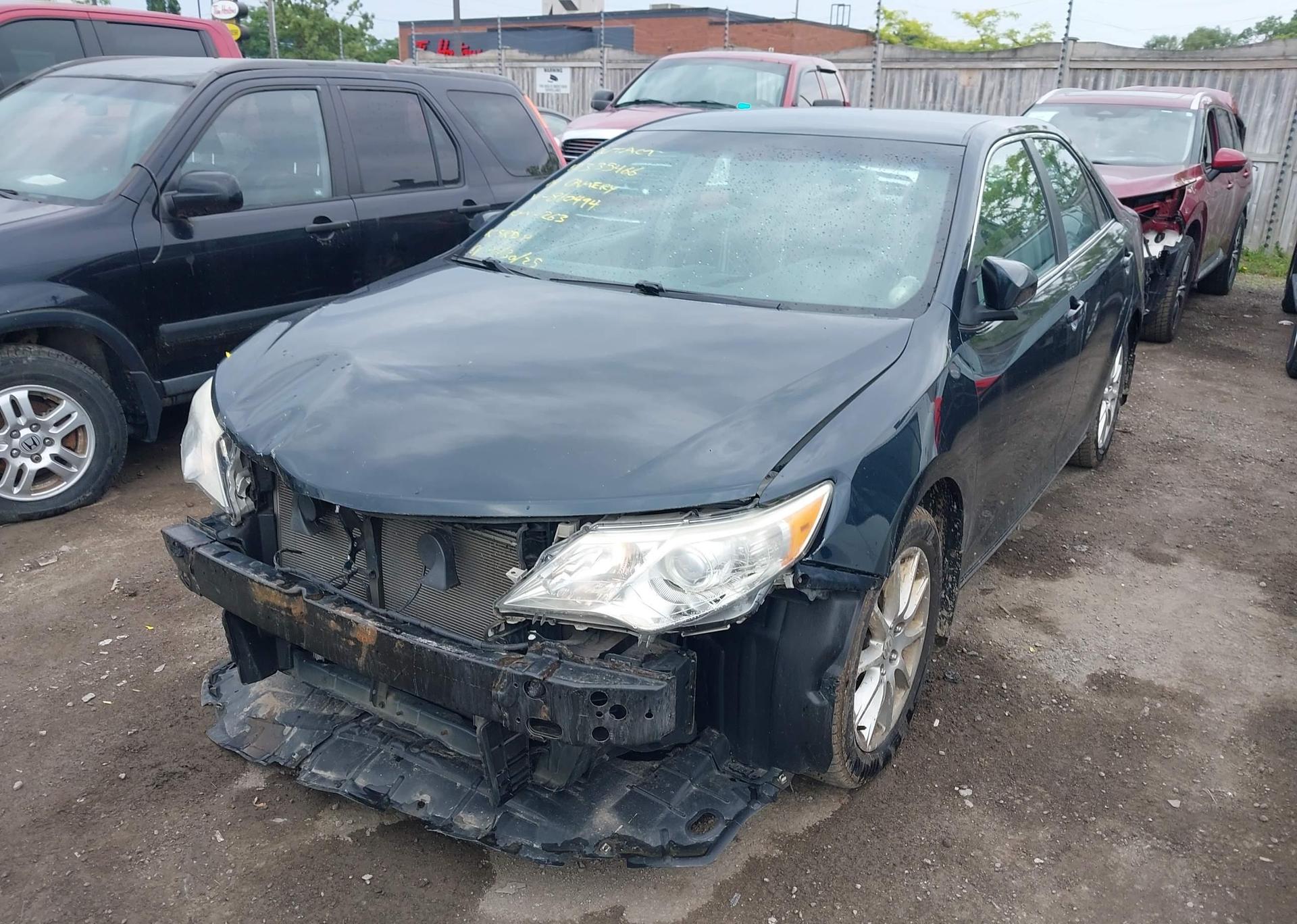 2014 TOYOTA CAMRY