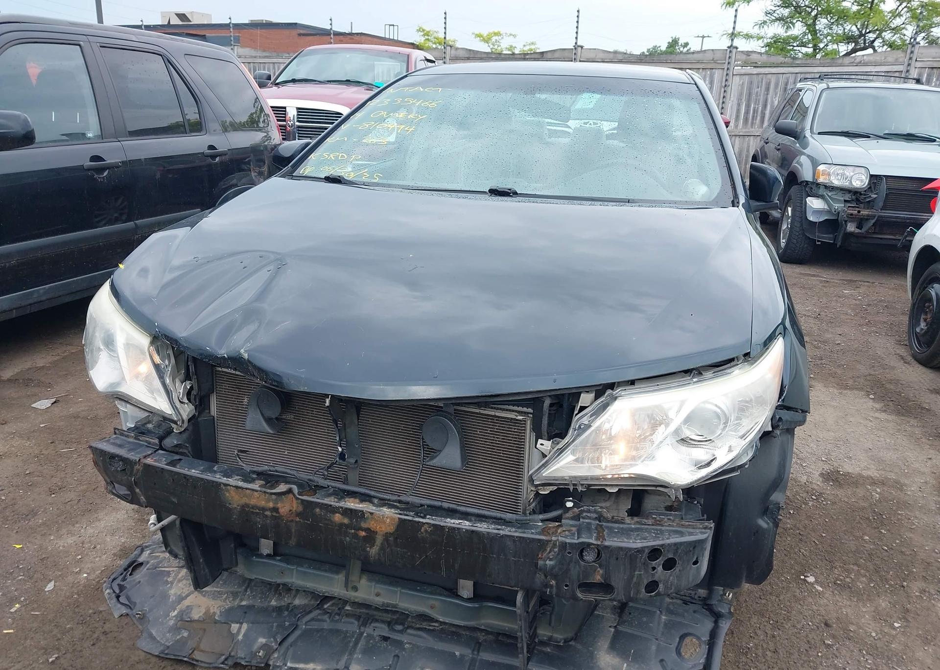 2014 TOYOTA CAMRY