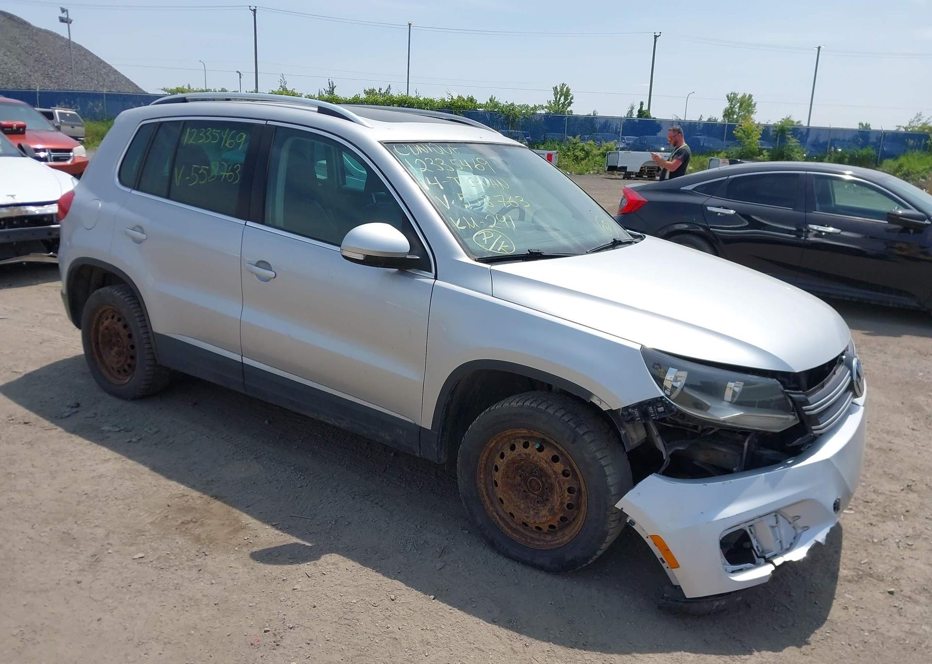 2014 VOLKSWAGEN TIGUAN SEL