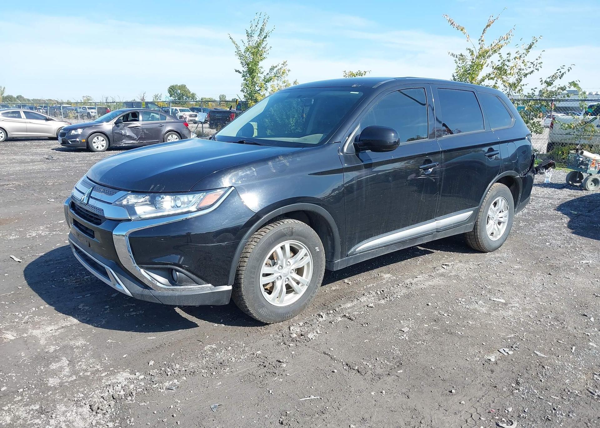 2020 MITSUBISHI OUTLANDER ES