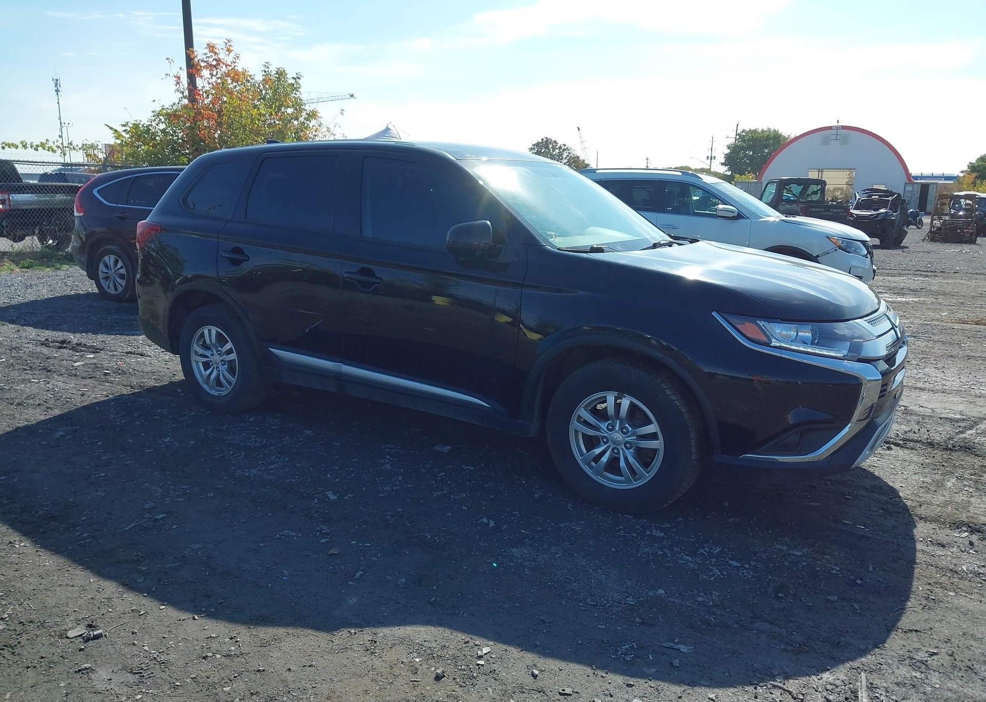 2020 MITSUBISHI OUTLANDER ES