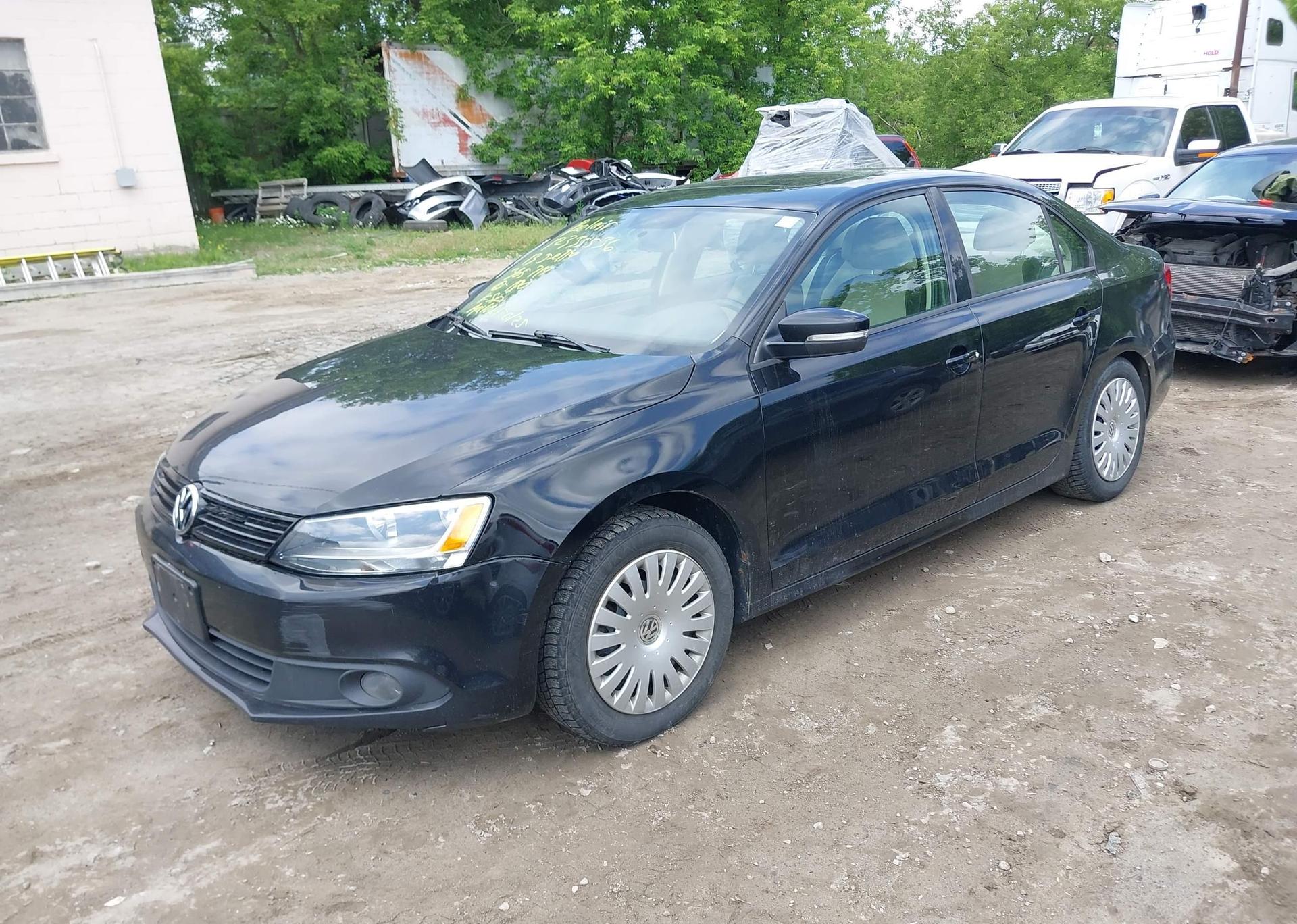 2013 VOLKSWAGEN JETTA