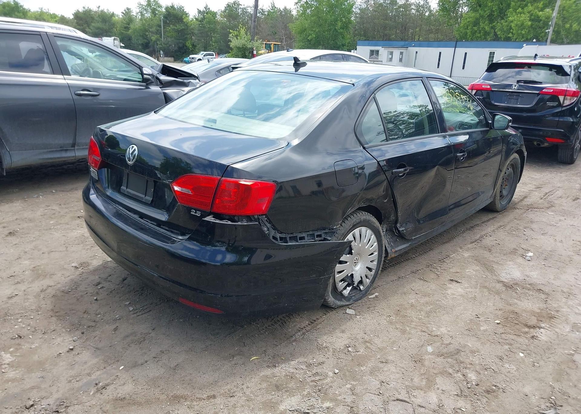 2013 VOLKSWAGEN JETTA