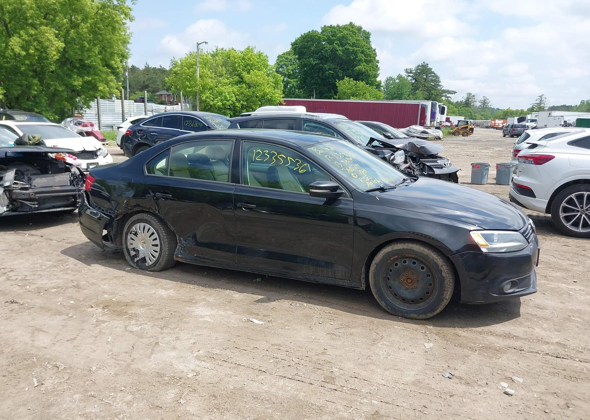 2013 VOLKSWAGEN JETTA