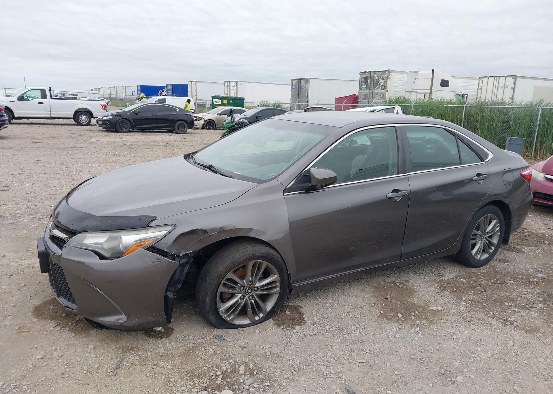 2017 TOYOTA CAMRY