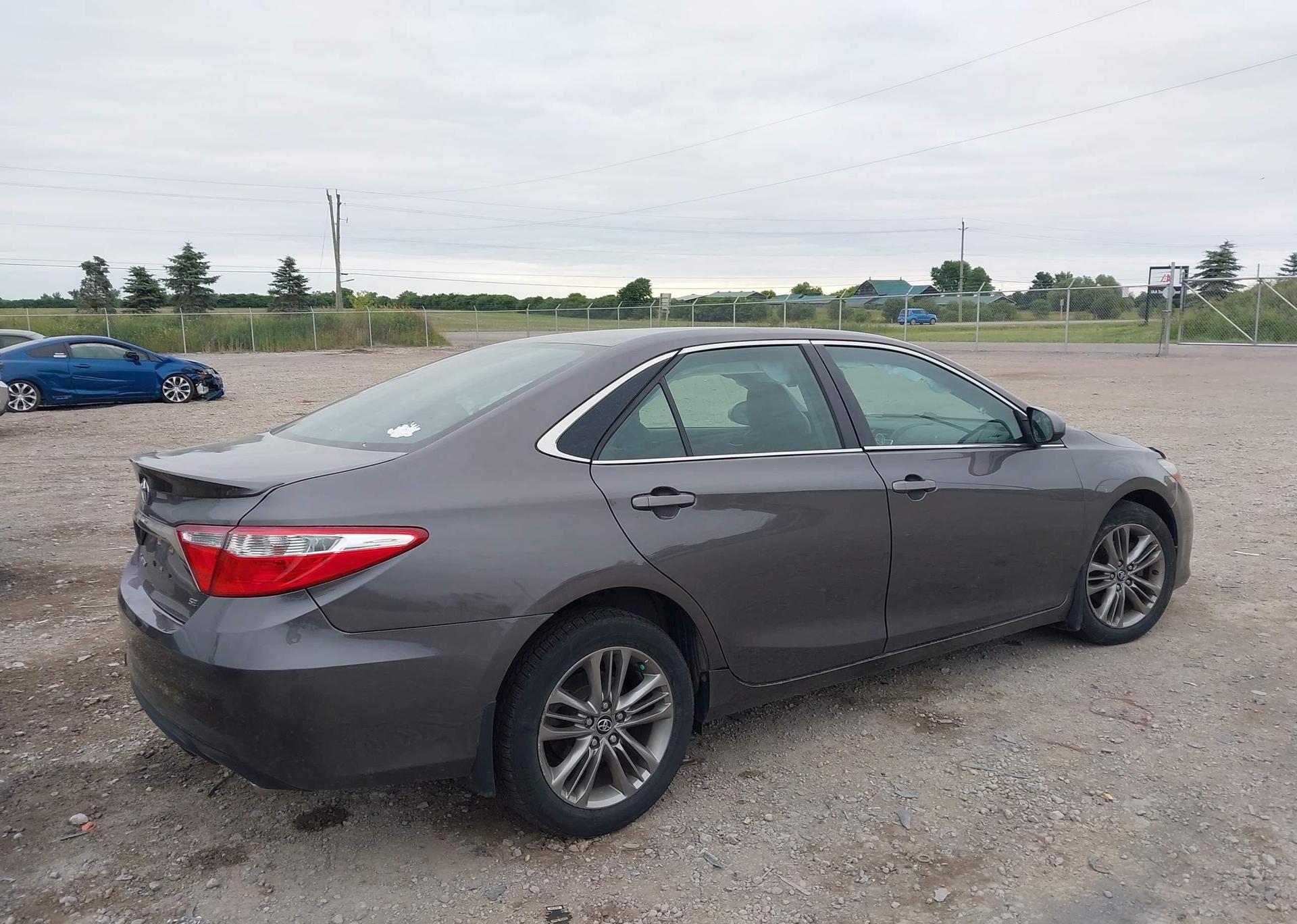 2017 TOYOTA CAMRY