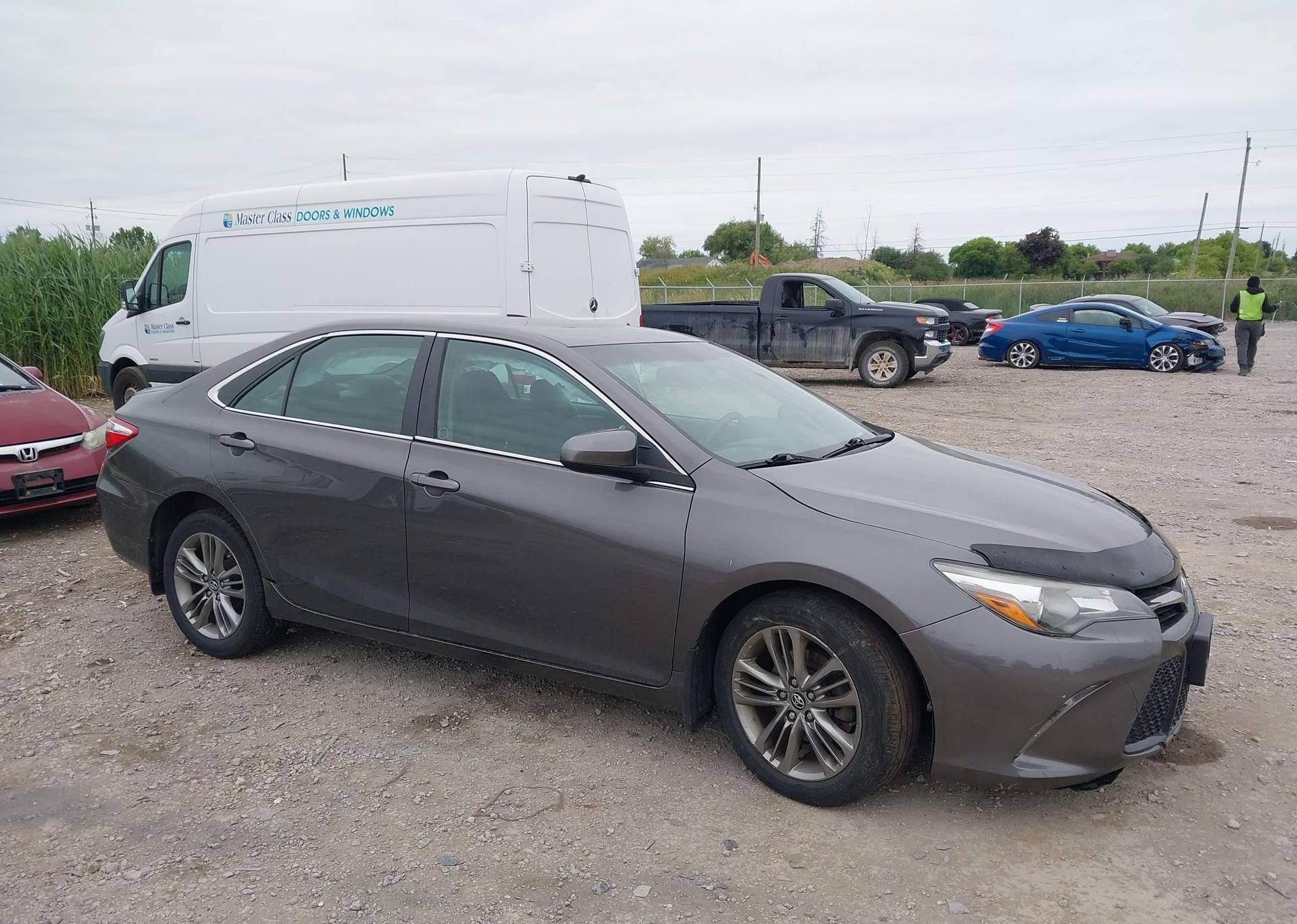 2017 TOYOTA CAMRY