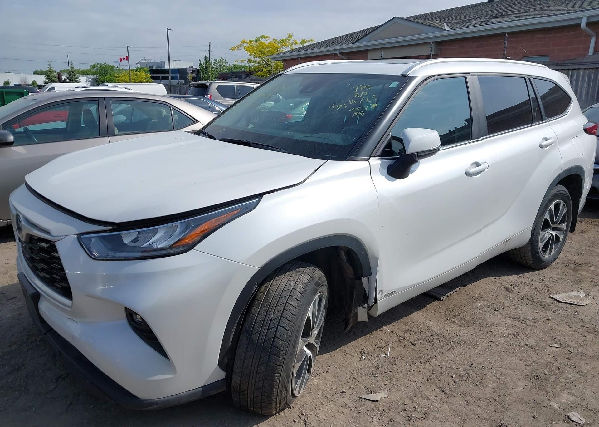 2023 TOYOTA HIGHLANDER HYBRID XLE