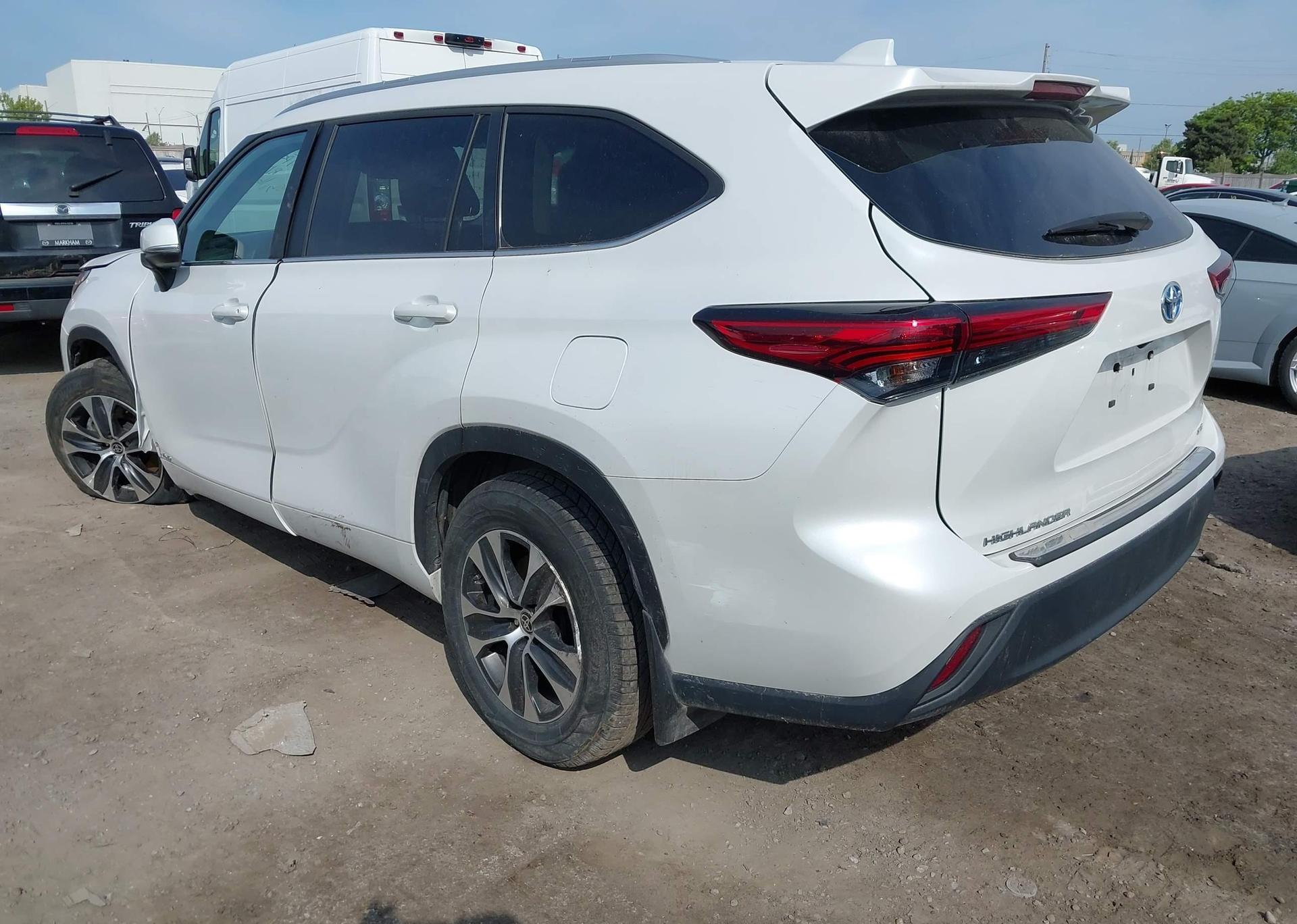 2023 TOYOTA HIGHLANDER HYBRID XLE