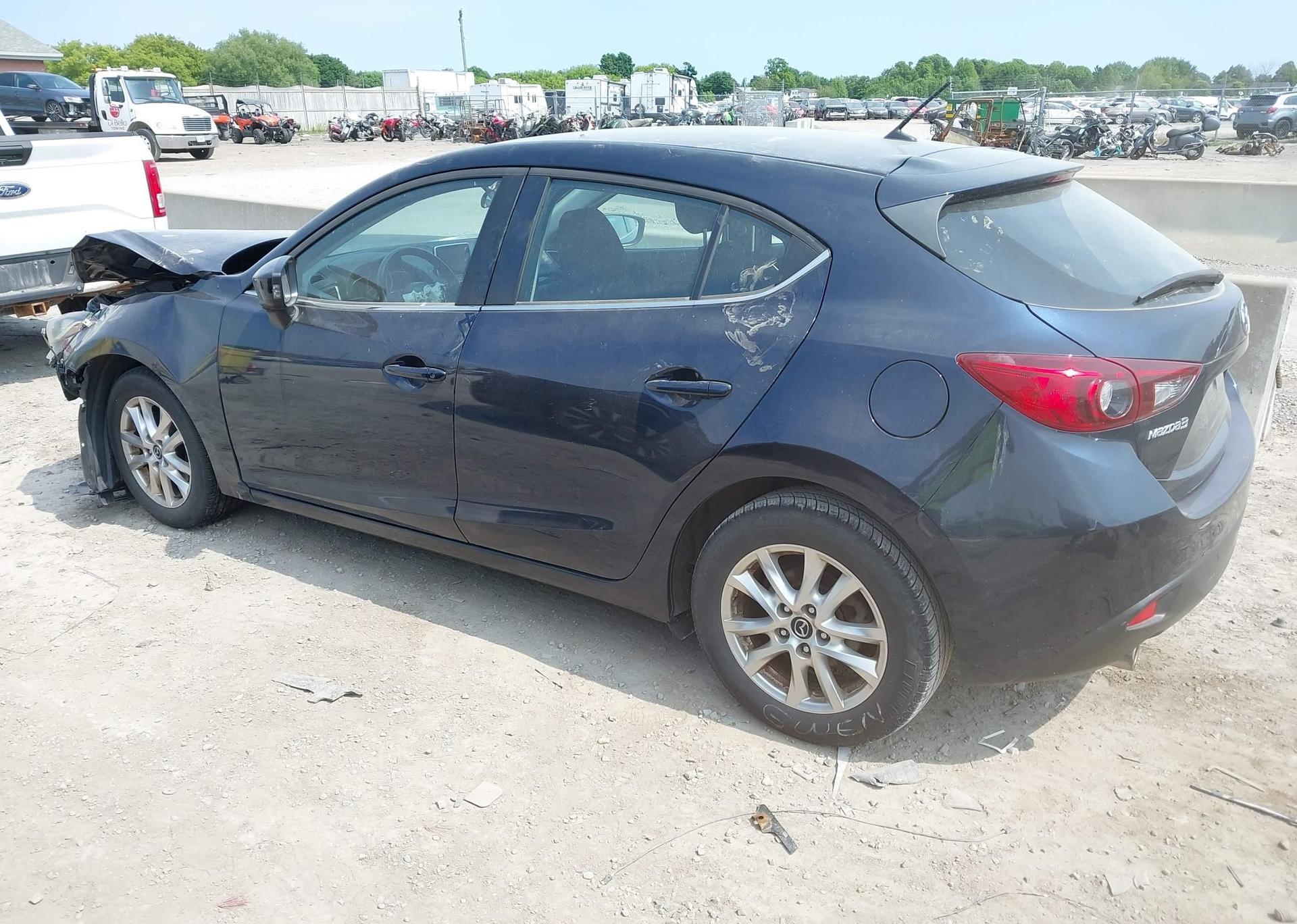 2014 MAZDA MAZDA3 GS-SKY