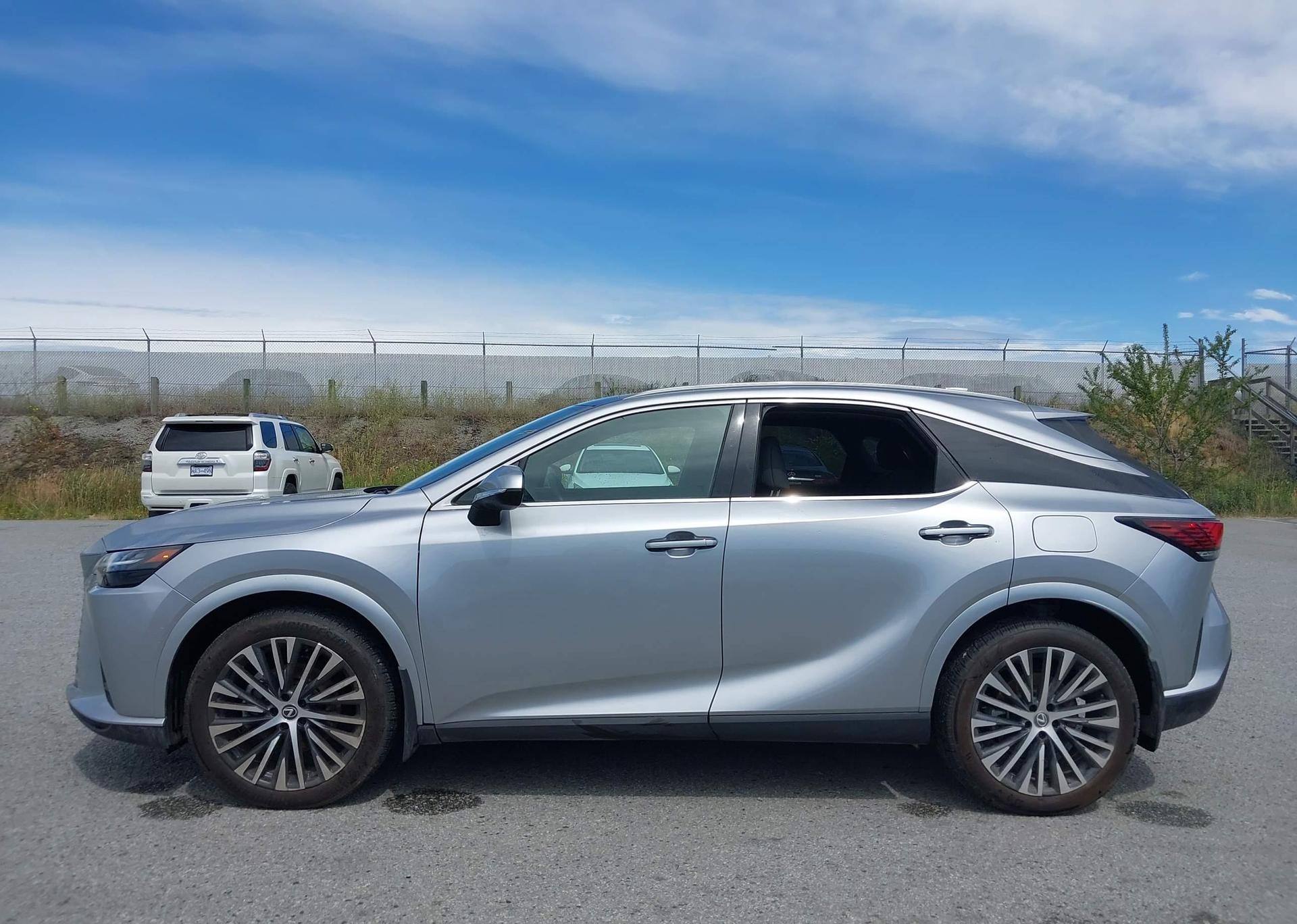 2023 LEXUS RX 350H
