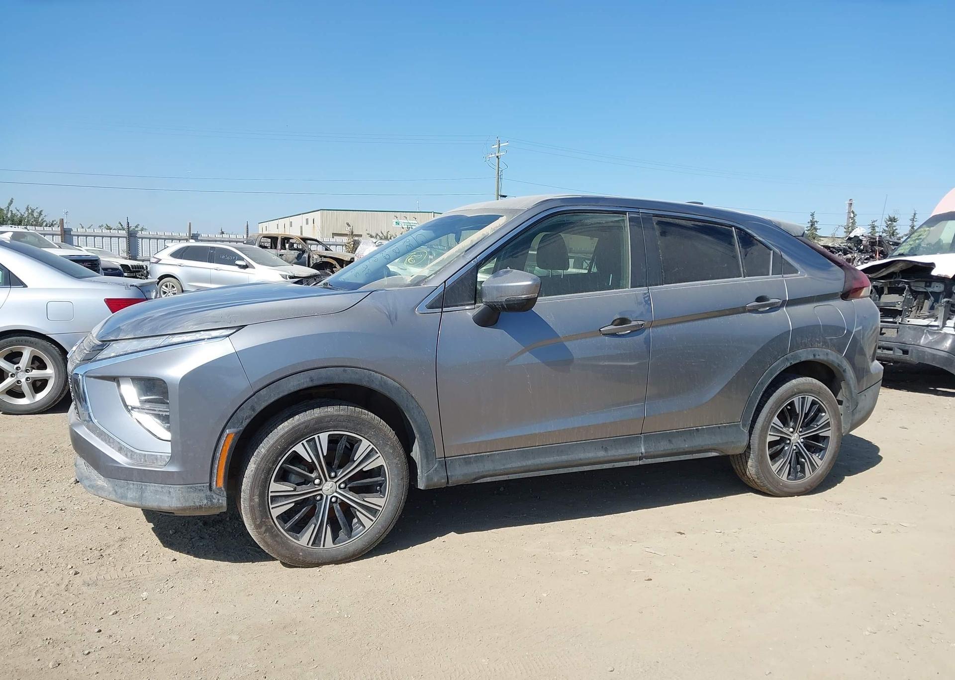 2022 MITSUBISHI ECLIPSE CROSS ES