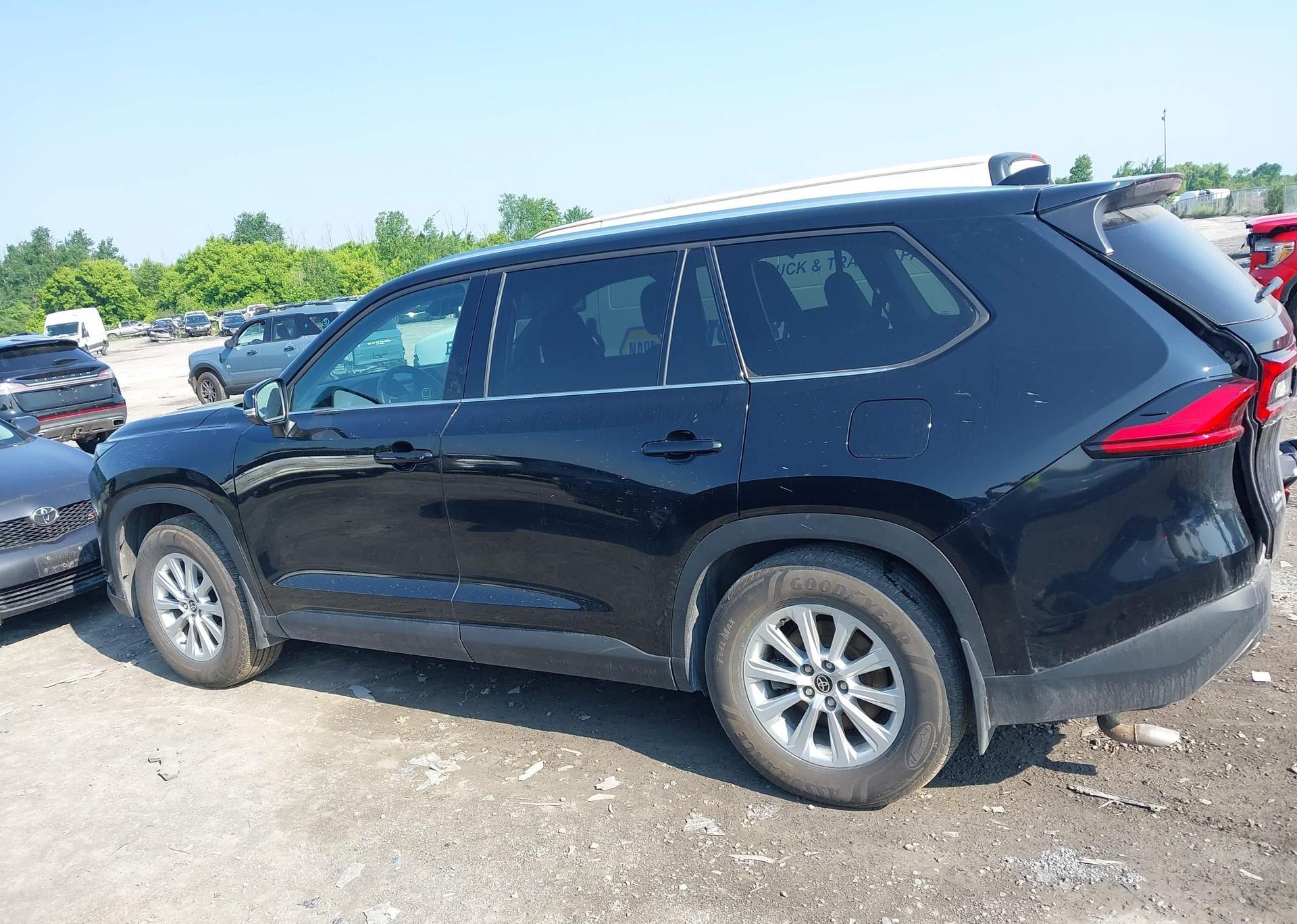 2024 TOYOTA GRAND HIGHLANDER XLE