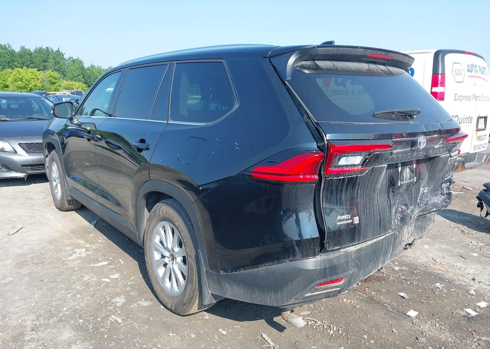 2024 TOYOTA GRAND HIGHLANDER XLE