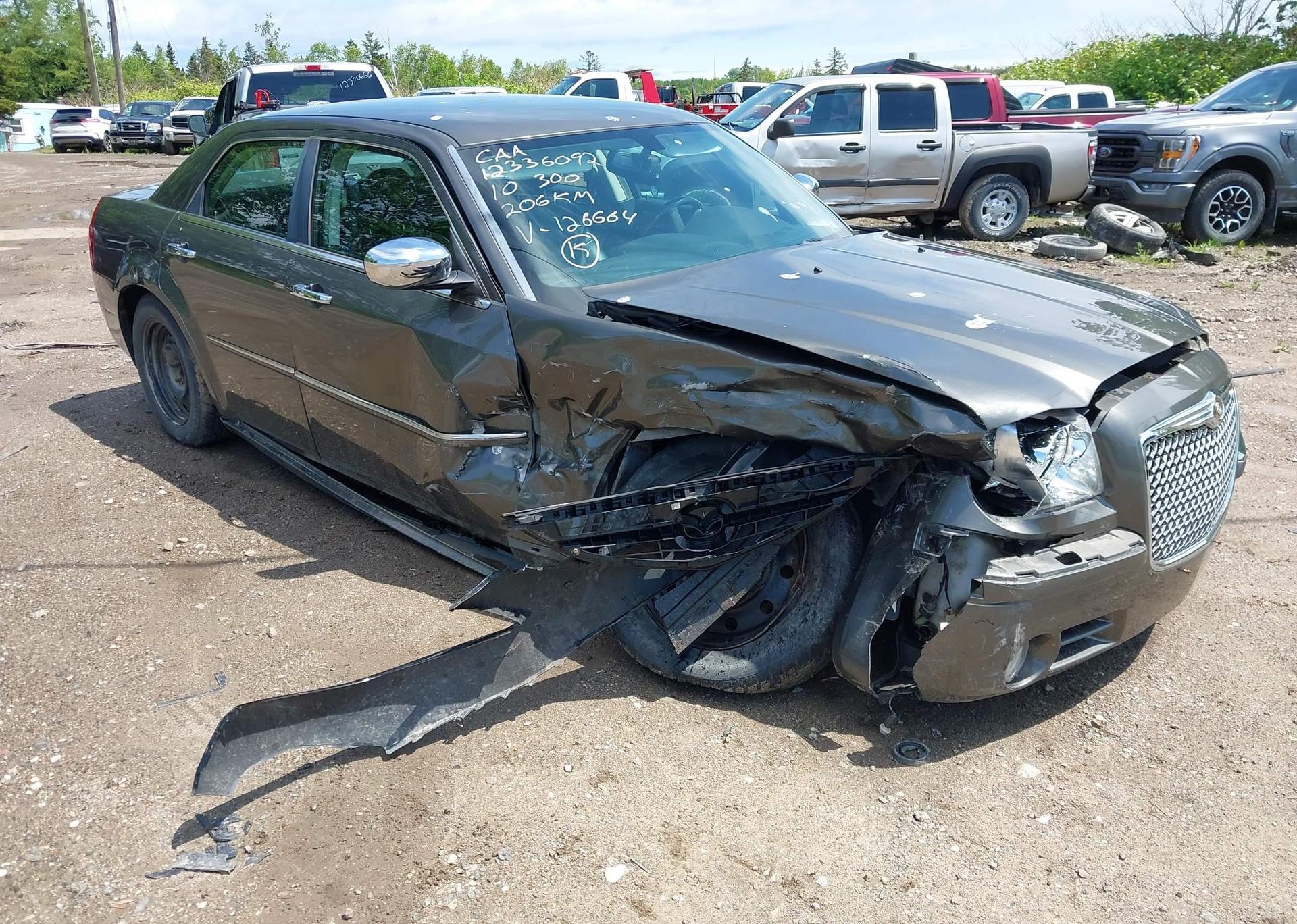 2010 CHRYSLER 300 LIMITED
