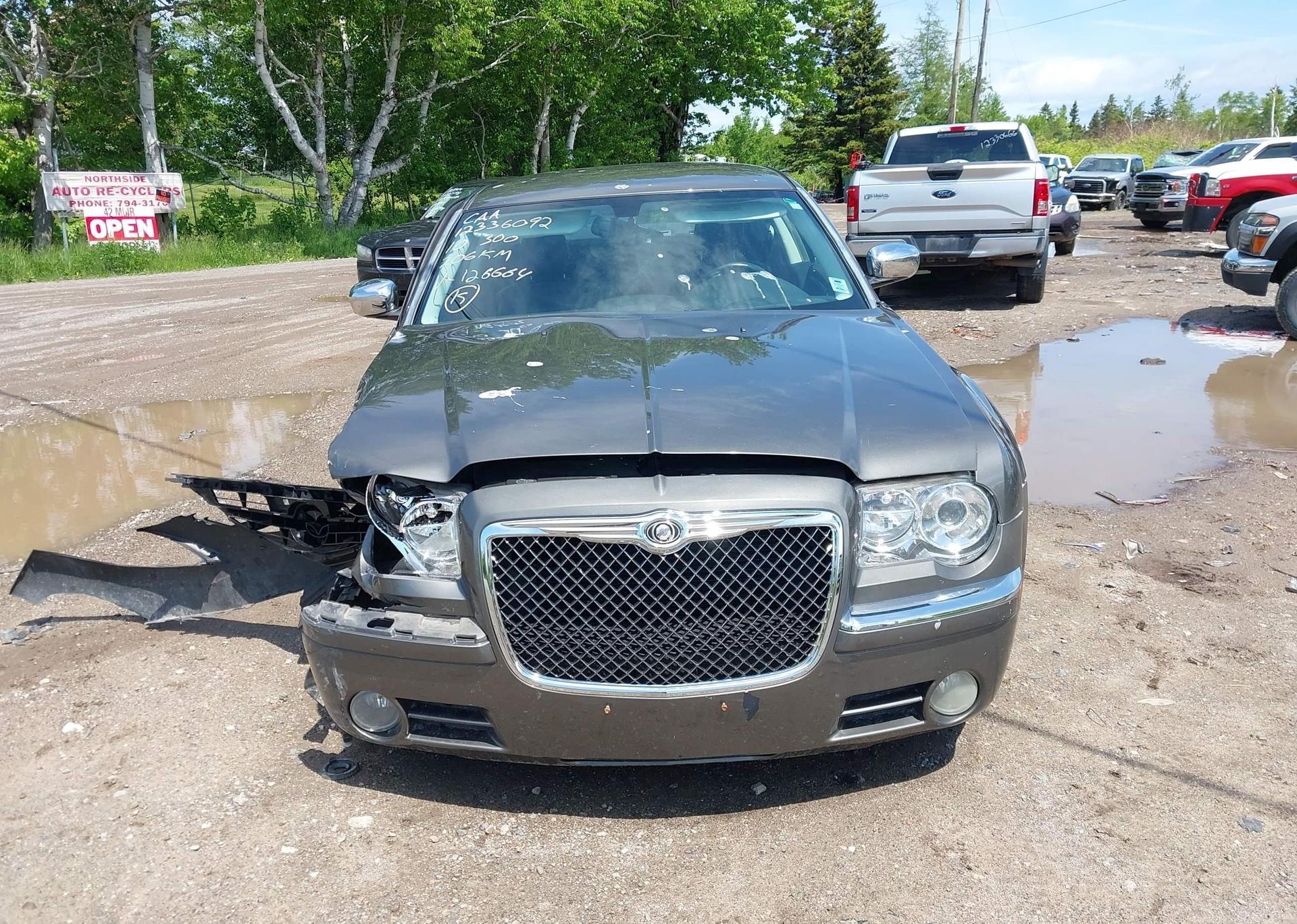 2010 CHRYSLER 300 LIMITED