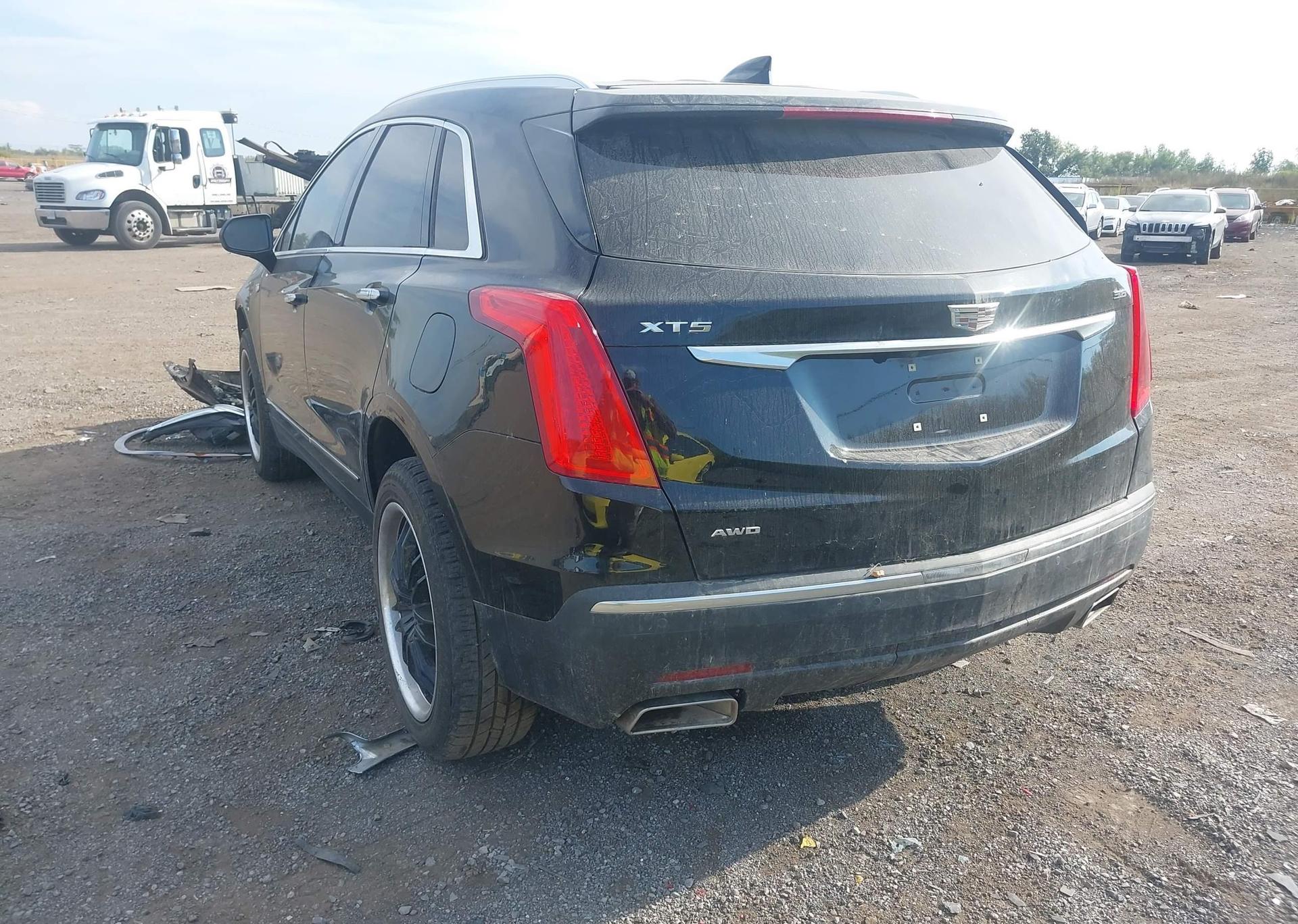 2017 CADILLAC XT5 PREMIUM LUXURY