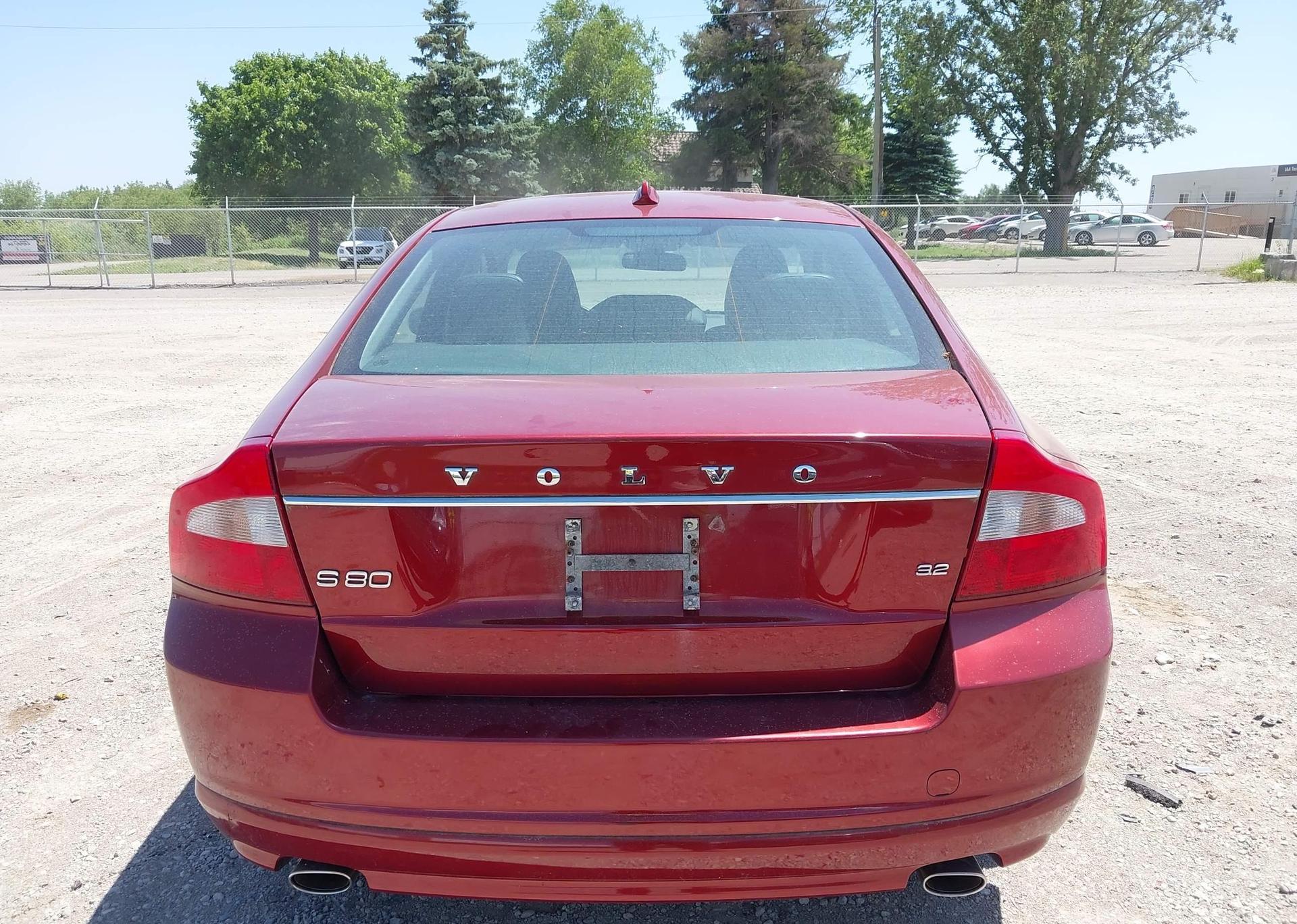 2011 VOLVO S80 3.2