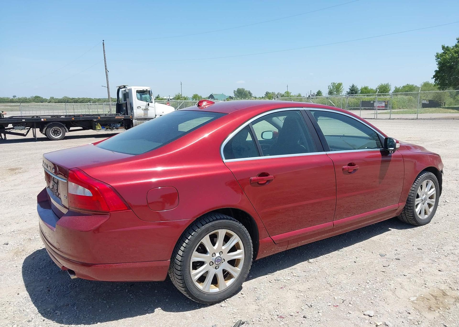 2011 VOLVO S80 3.2