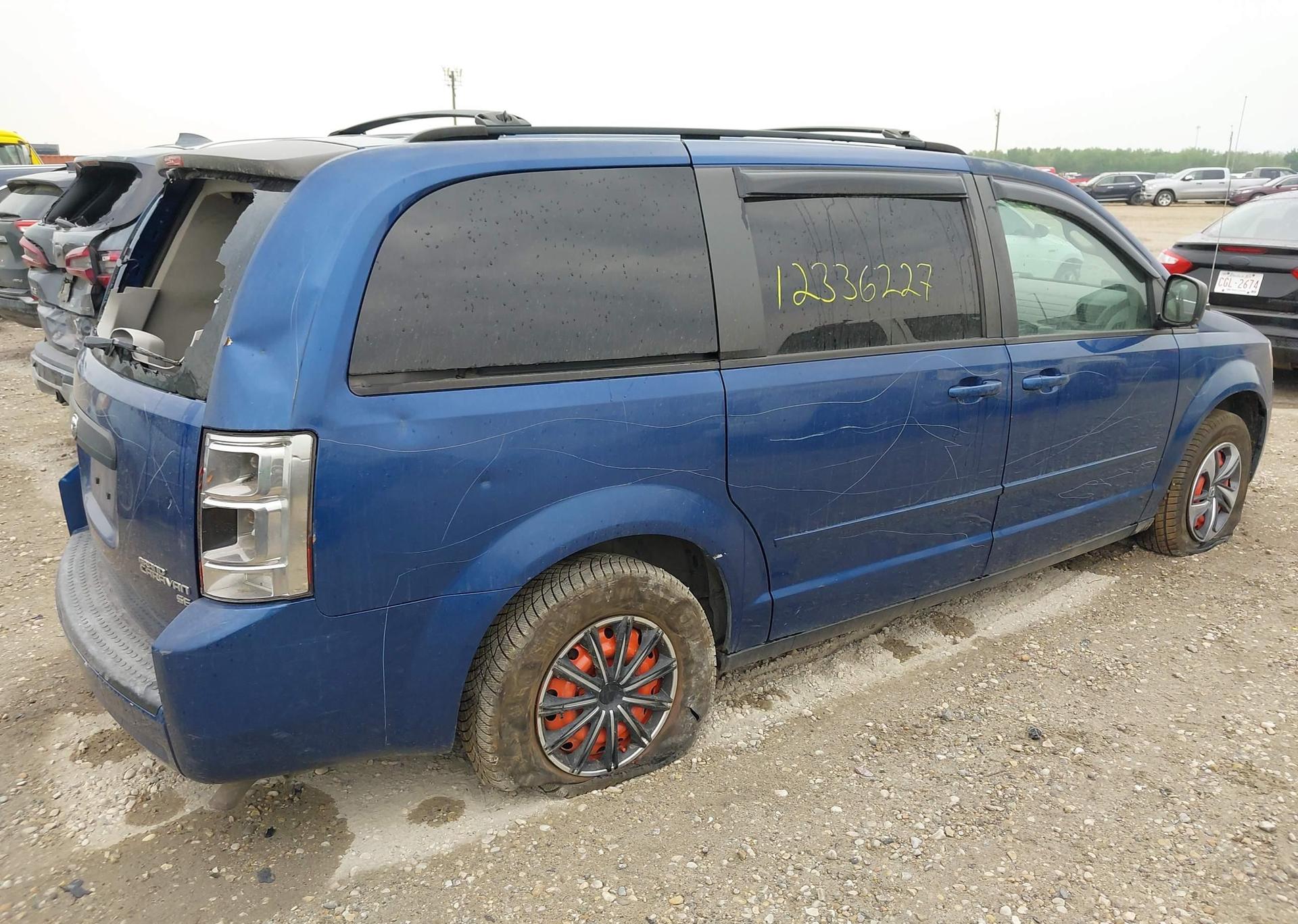 2010 DODGE GRAND CARAVAN SE