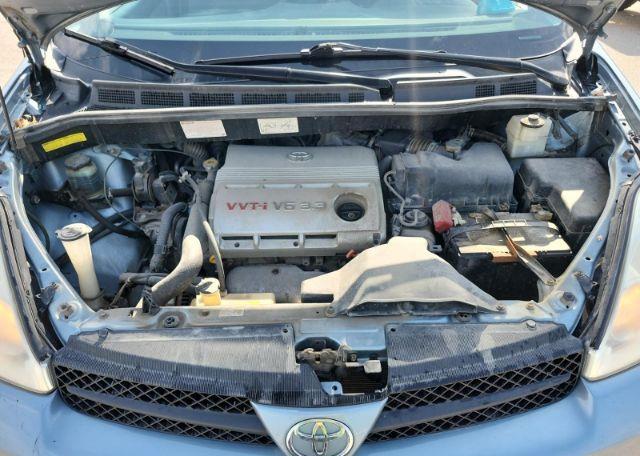 2005 TOYOTA SIENNA CE