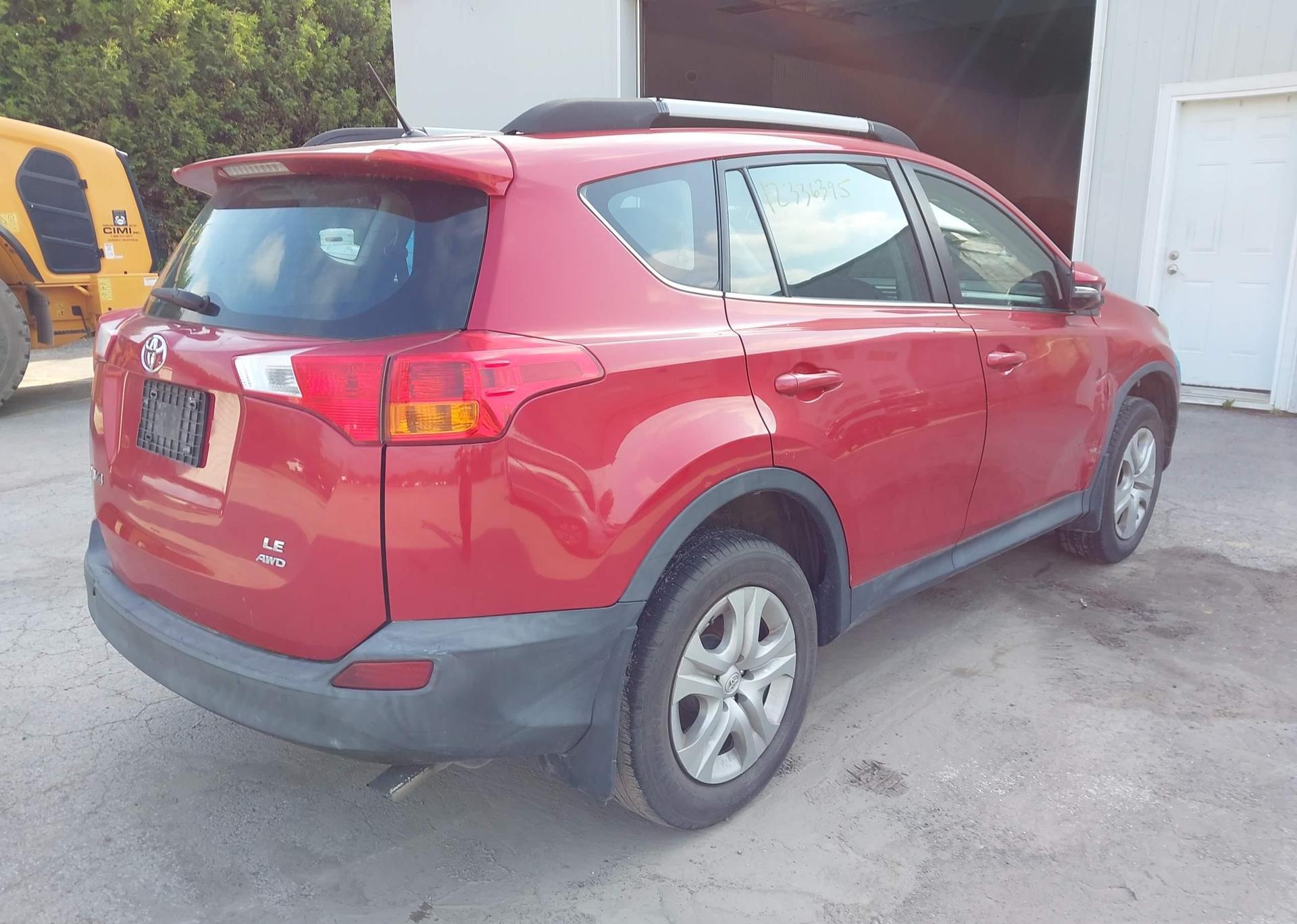 2014 TOYOTA RAV4 LE
