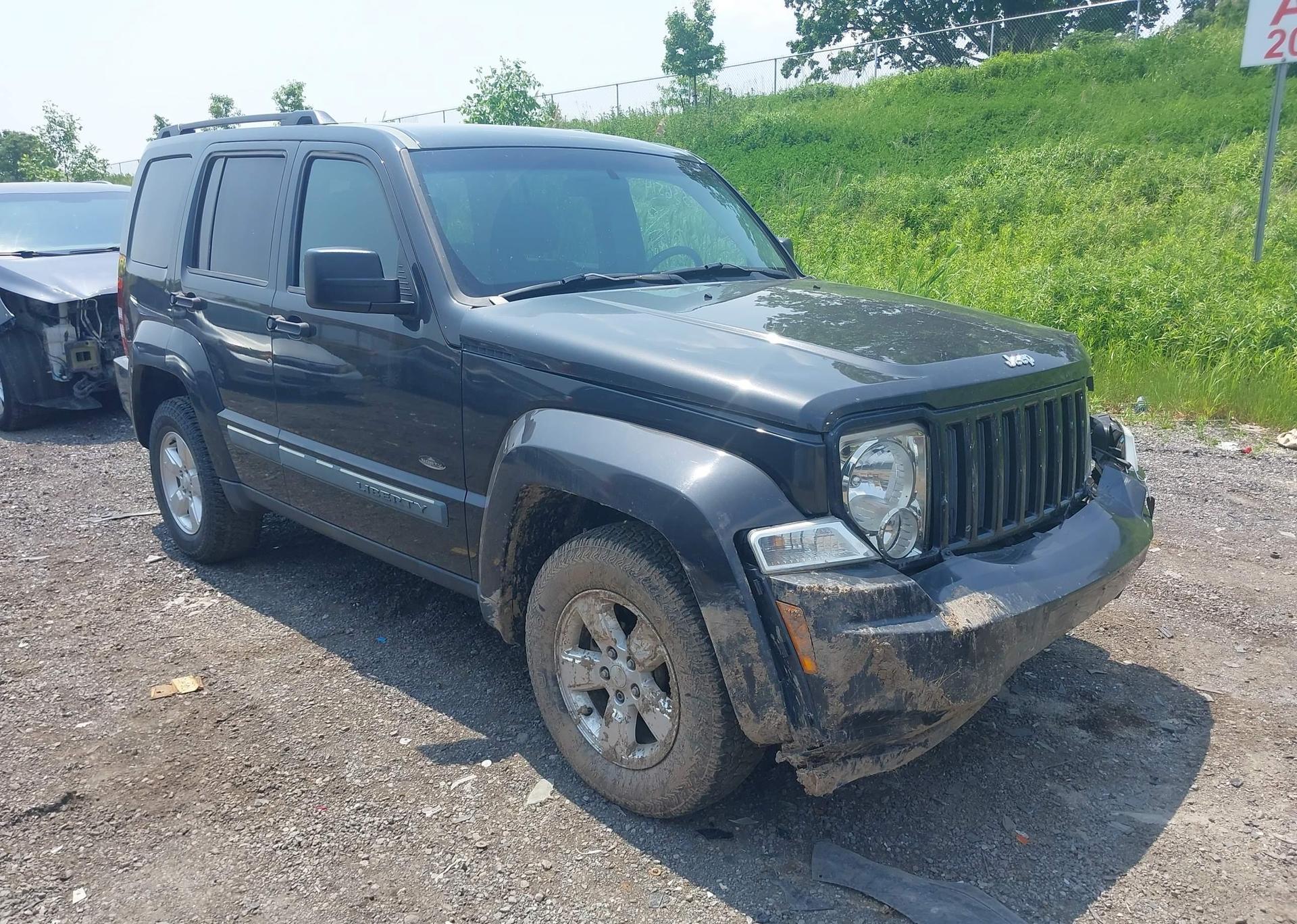 2010 JEEP LIBERTY SPORT