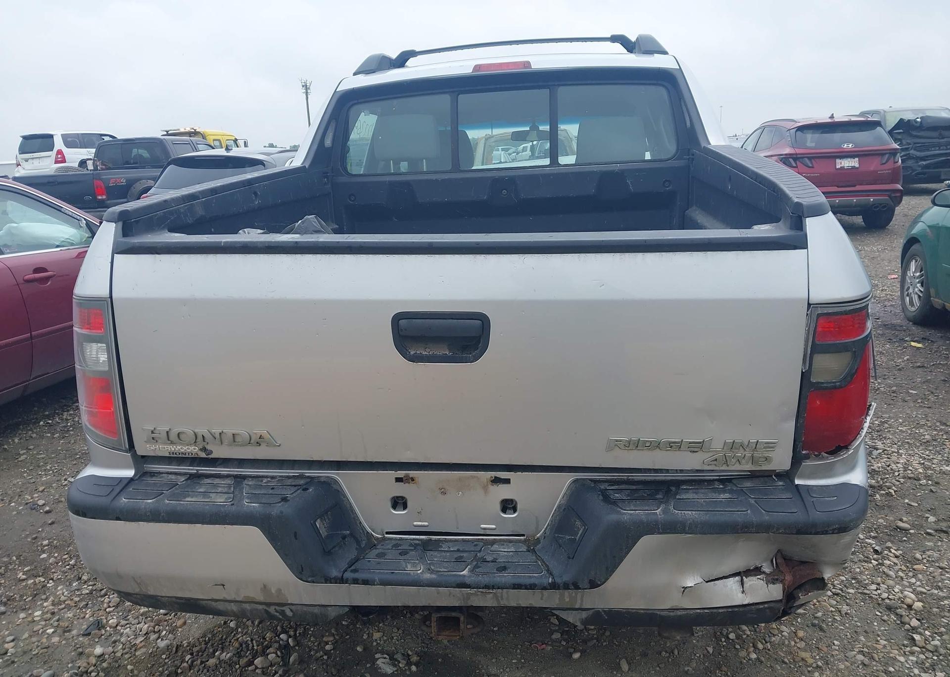 2012 HONDA RIDGELINE DX