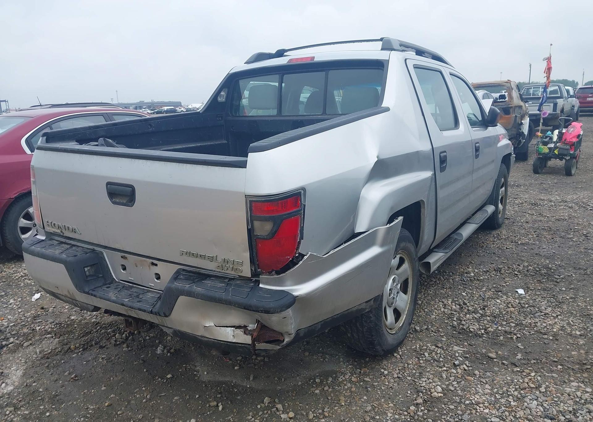 2012 HONDA RIDGELINE DX