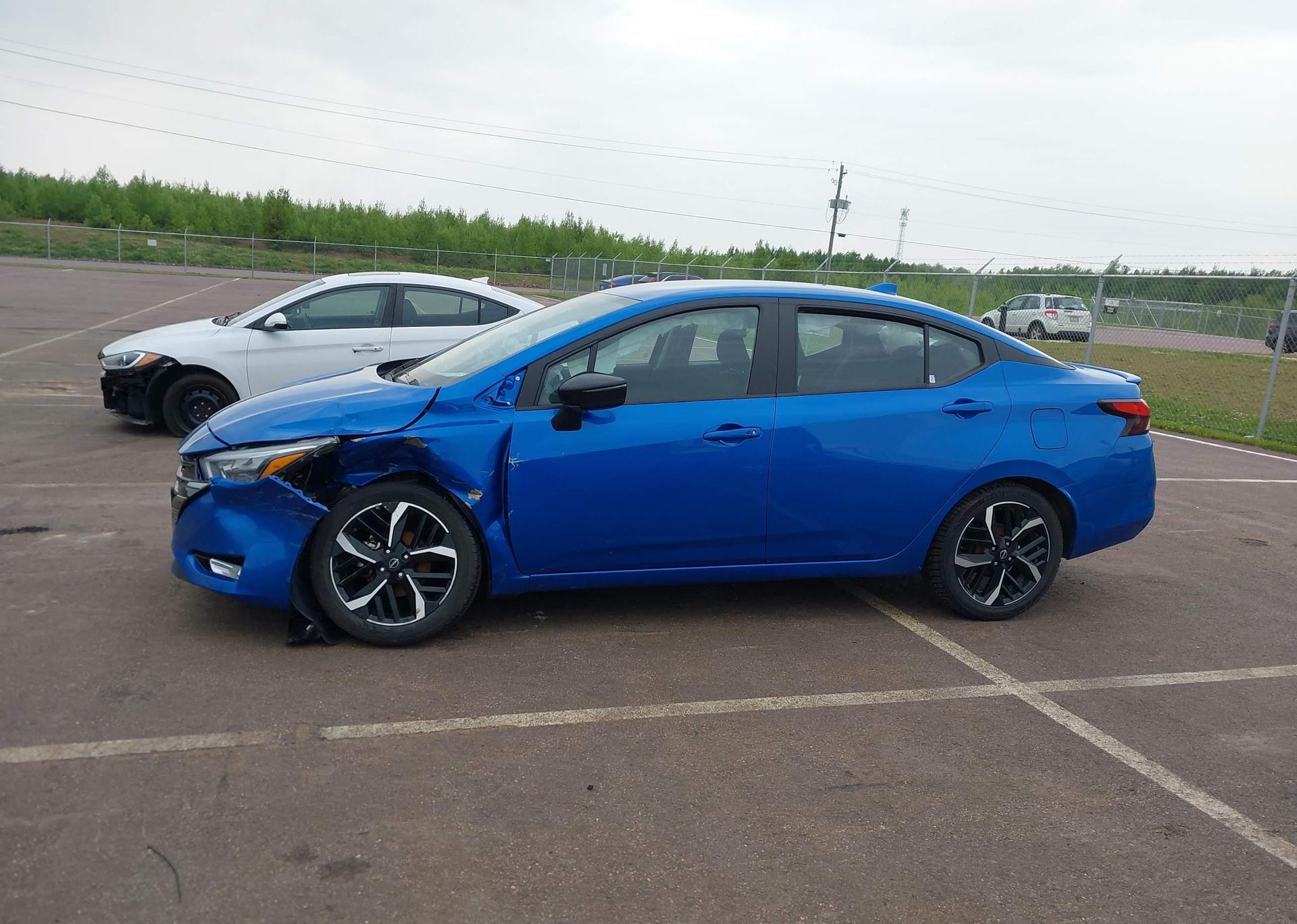 2023 NISSAN VERSA SR