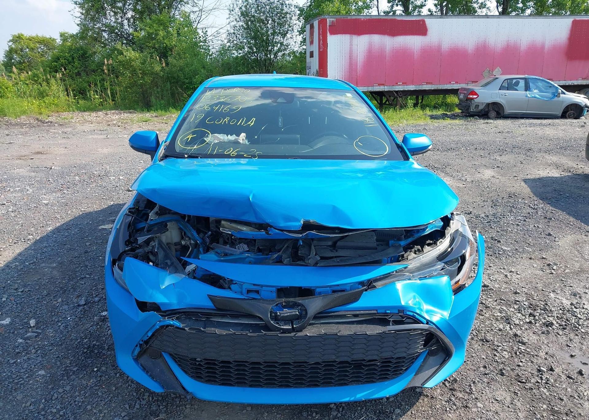 2019 TOYOTA COROLLA SE