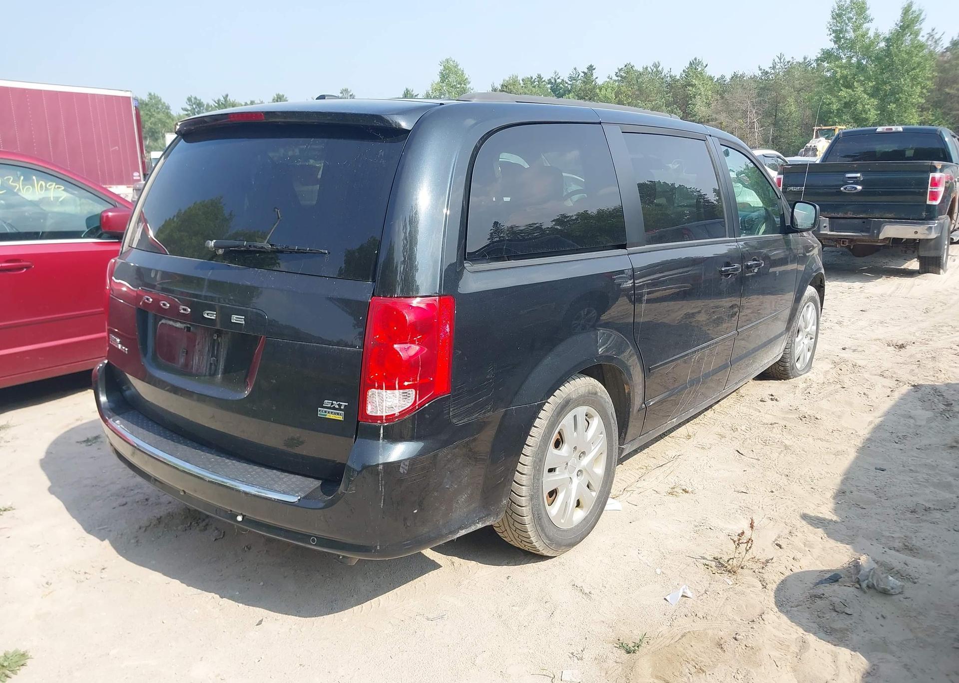 2017 DODGE GRAND CARAVAN SE