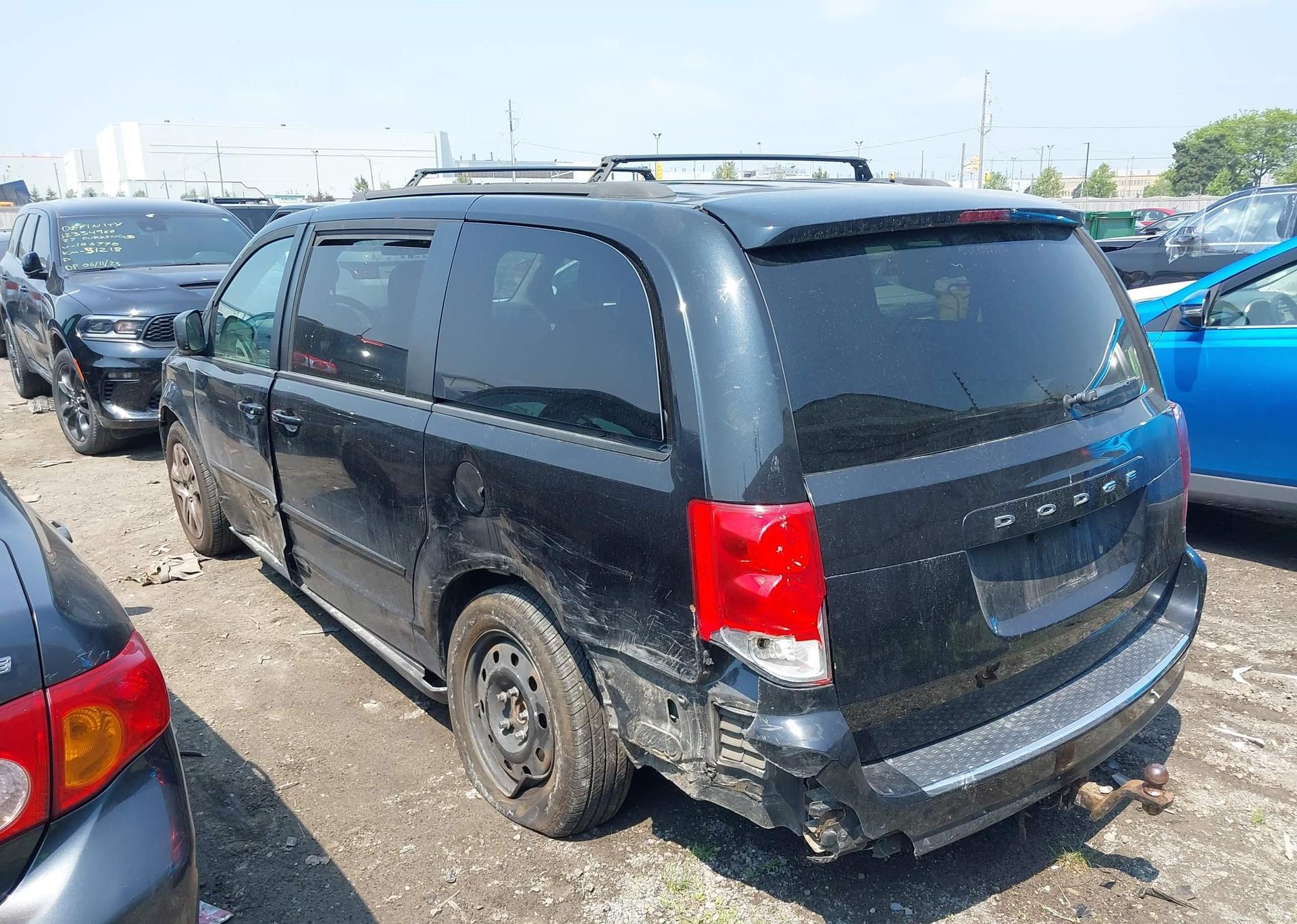 2016 DODGE GRAND CARAVAN SE