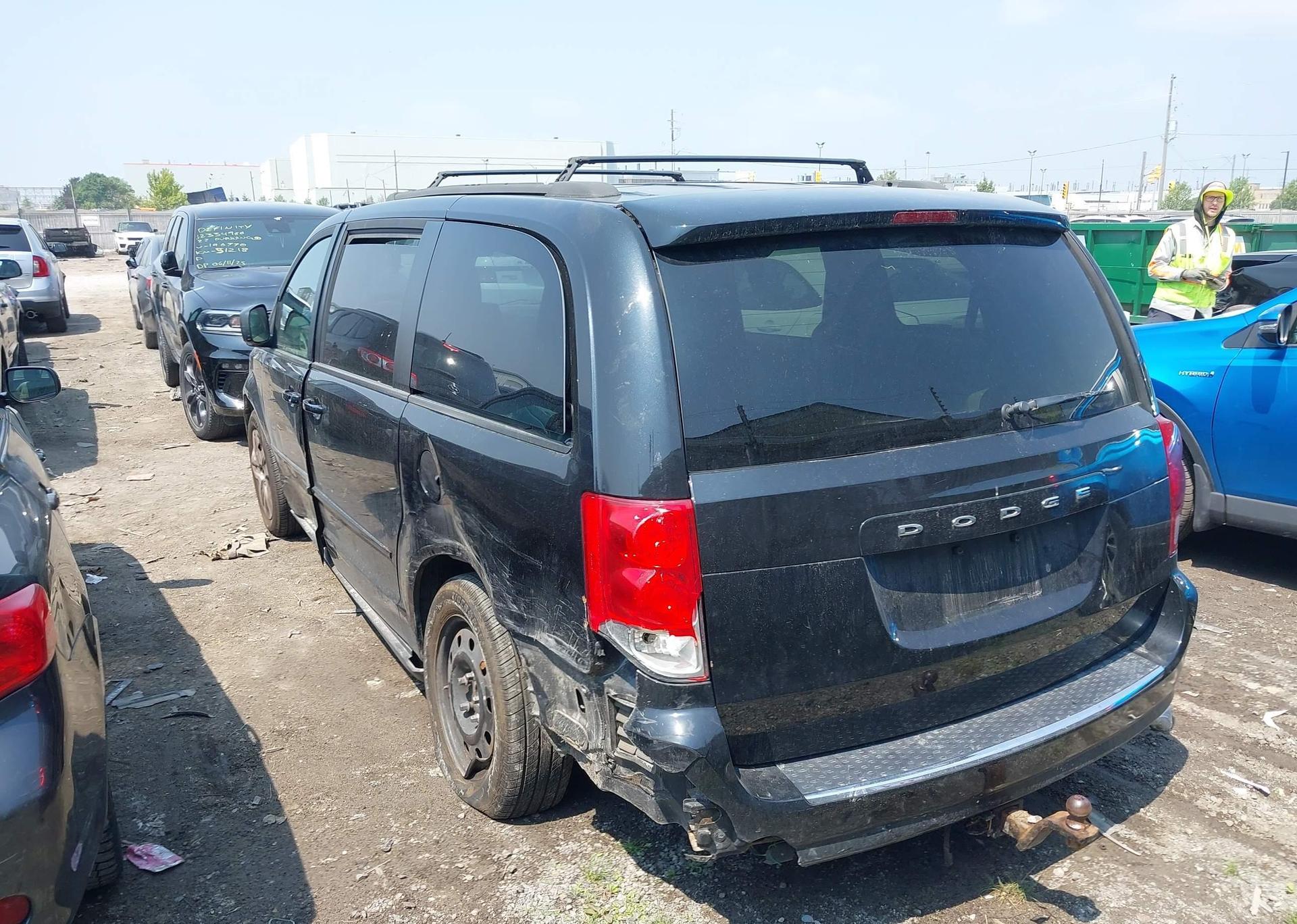 2016 DODGE GRAND CARAVAN SE