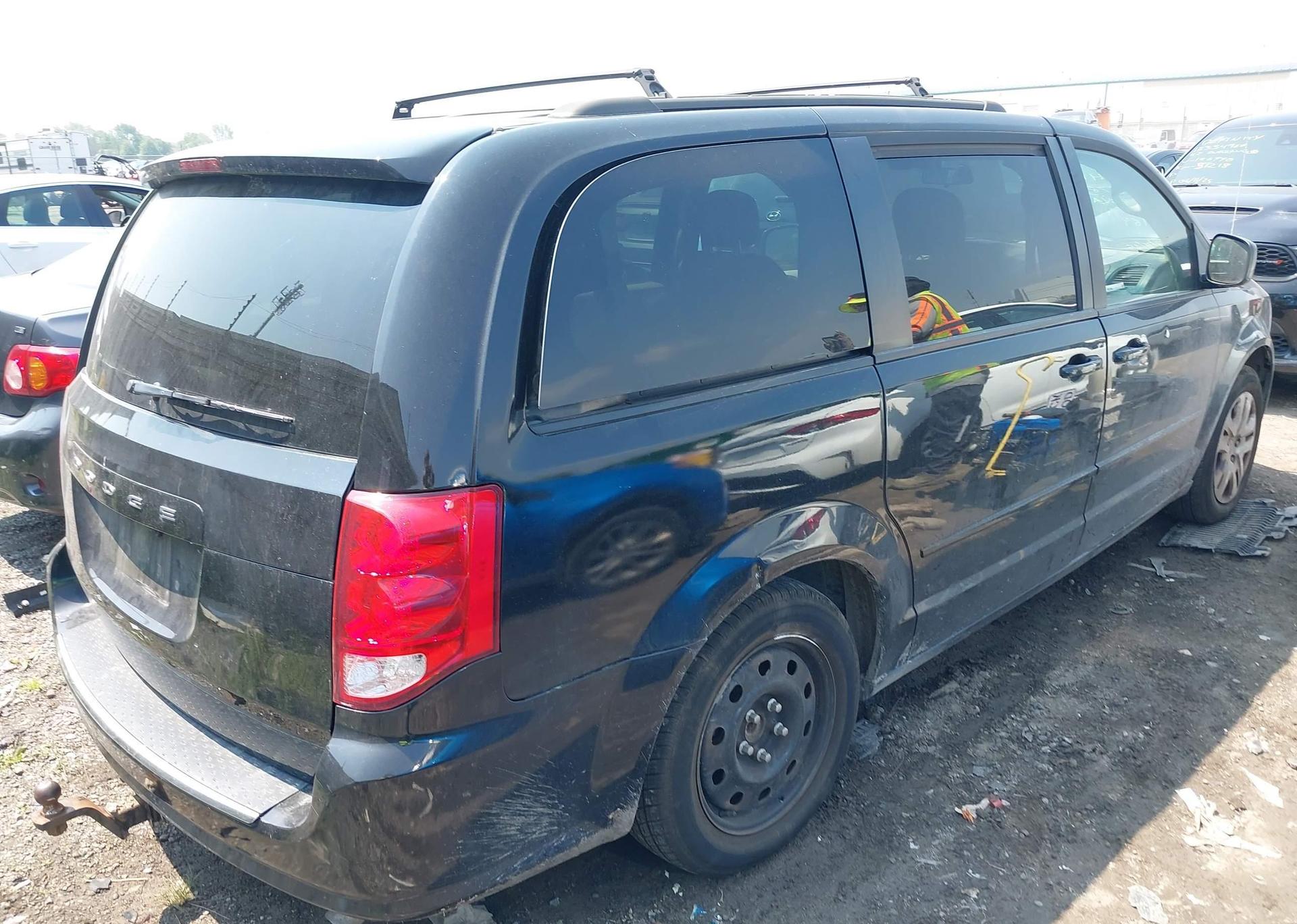 2016 DODGE GRAND CARAVAN SE