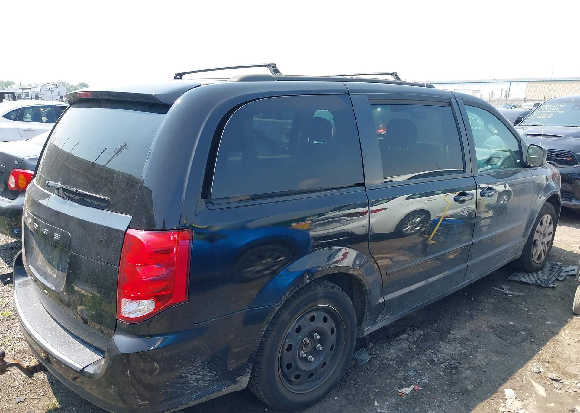 2016 DODGE GRAND CARAVAN SE